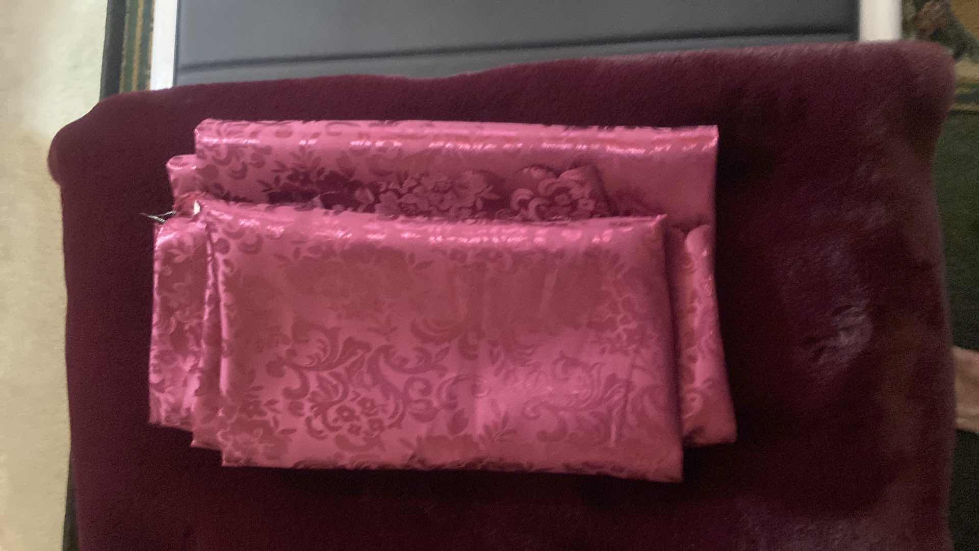 Photo 7 of  CERAGEM MASTER THERMAL SPINE MASSAGE BED MANUFACTURED 2015  - FDA APPROVED - INCLUDES STOMACH & NECK HEAT MESSAGERS ORIGINAL $3600 Closed Measurement 28" x 48" 