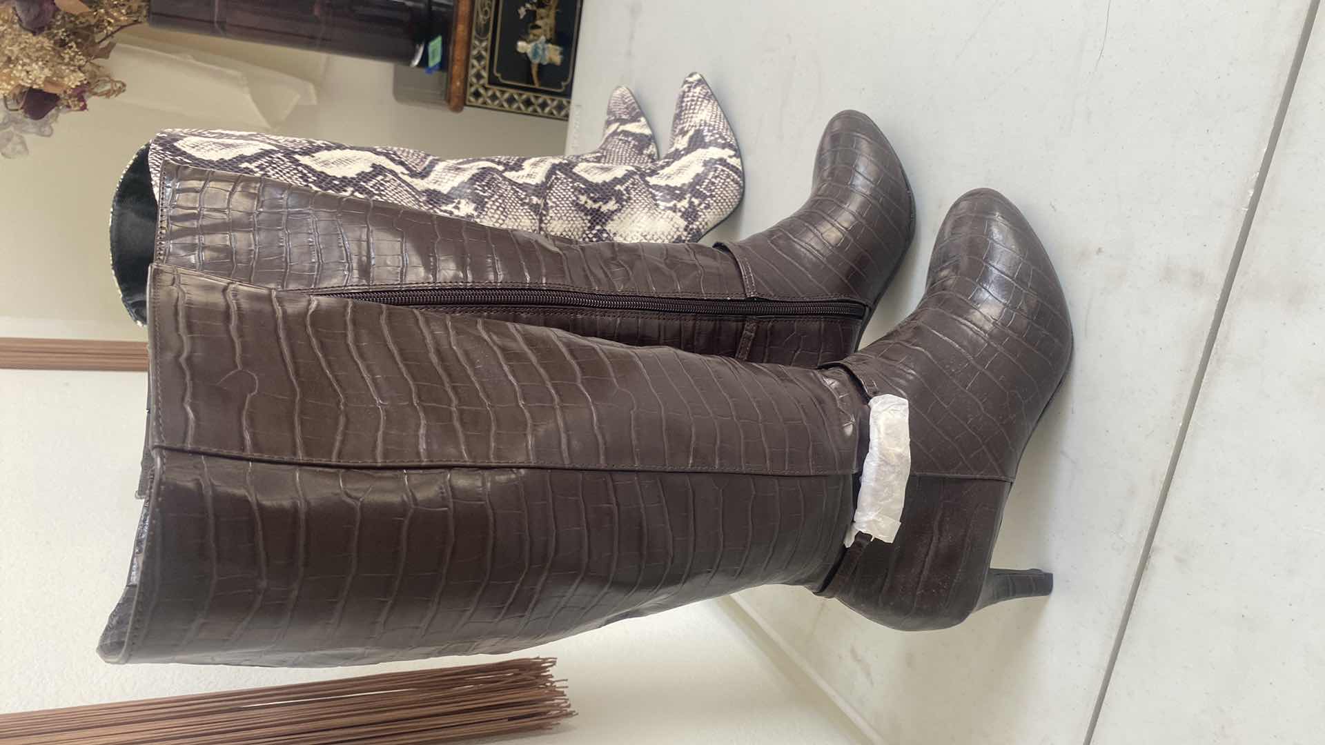 Photo 1 of 2 - WOMENS BOOTS SIZES  7 1/2