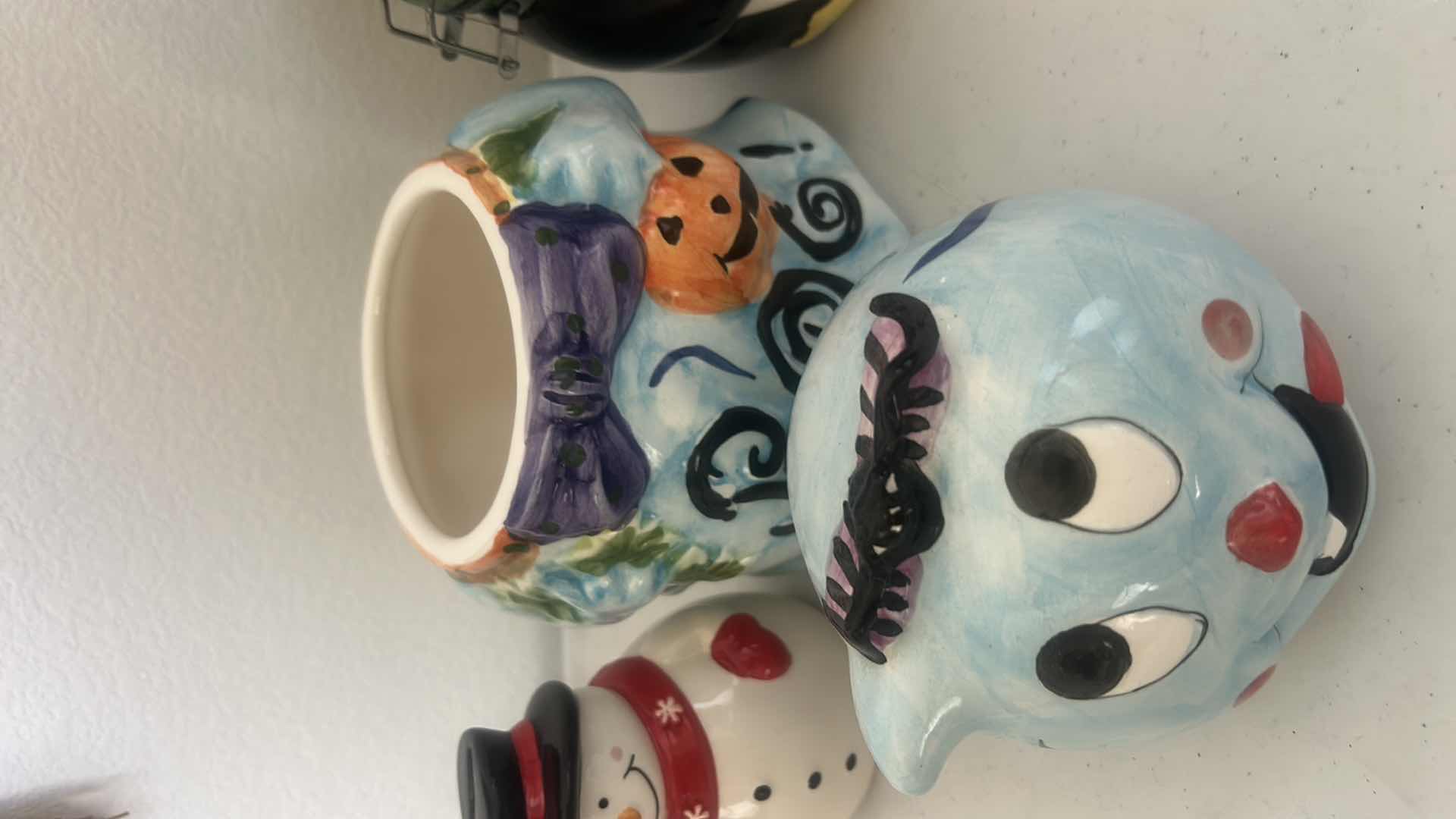 Photo 4 of SEASONAL COOKIE JARS, CANISTER AND BANK (TALLEST 9”)