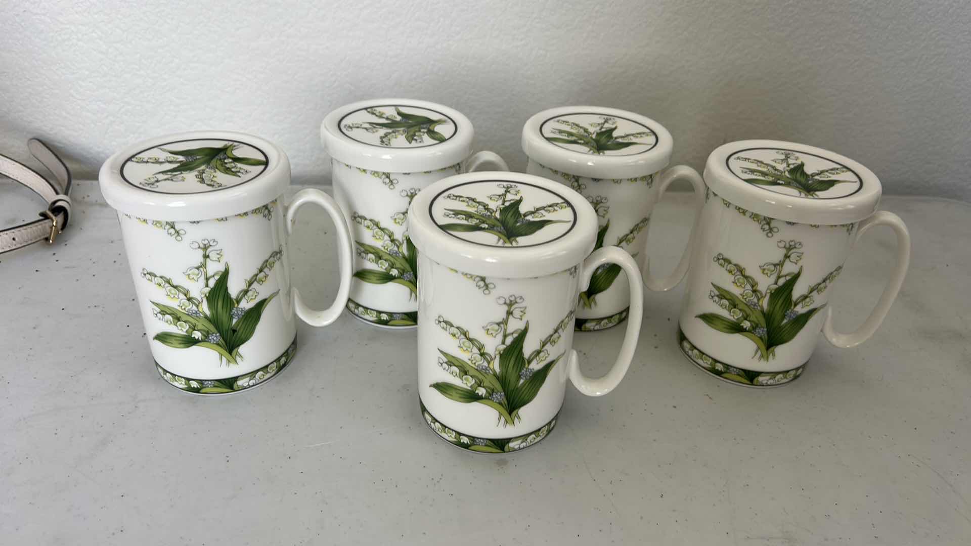 Photo 1 of 5 IMPERIAL FASHION GALLERY COFFEE/TEA CUPS WITH LIDS