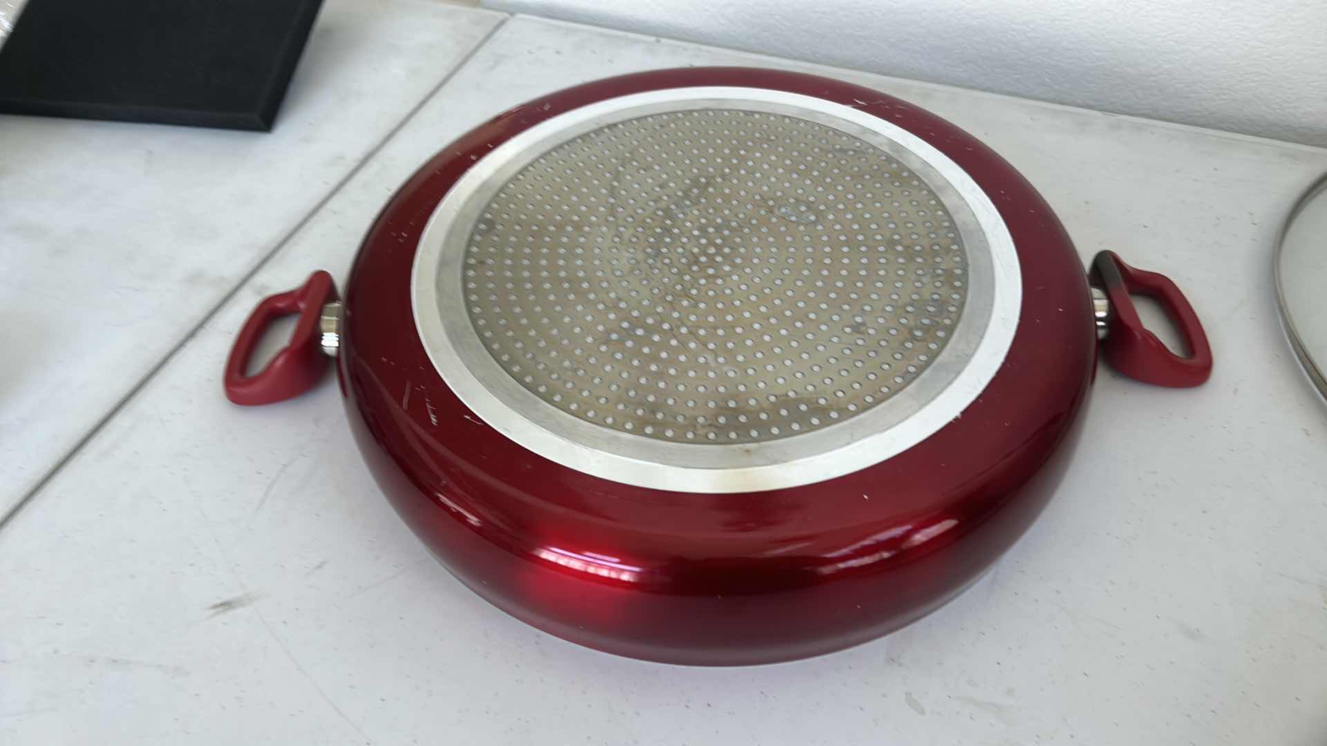 Photo 1 of 14.5” SKILLET AND MARBLE TRIVIT