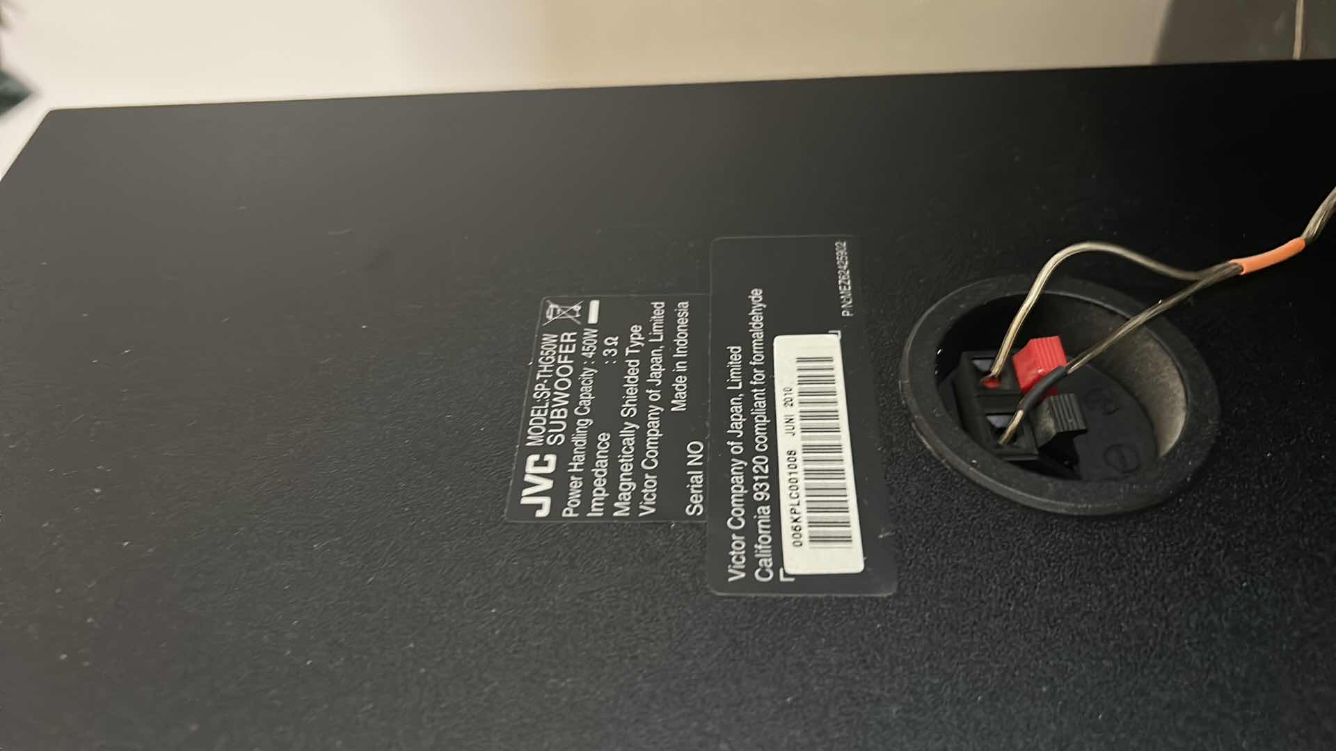 Photo 1 of JVC ELECTONICS - SUPWOOFER 5 SPEAKERS, DVD PLAYER