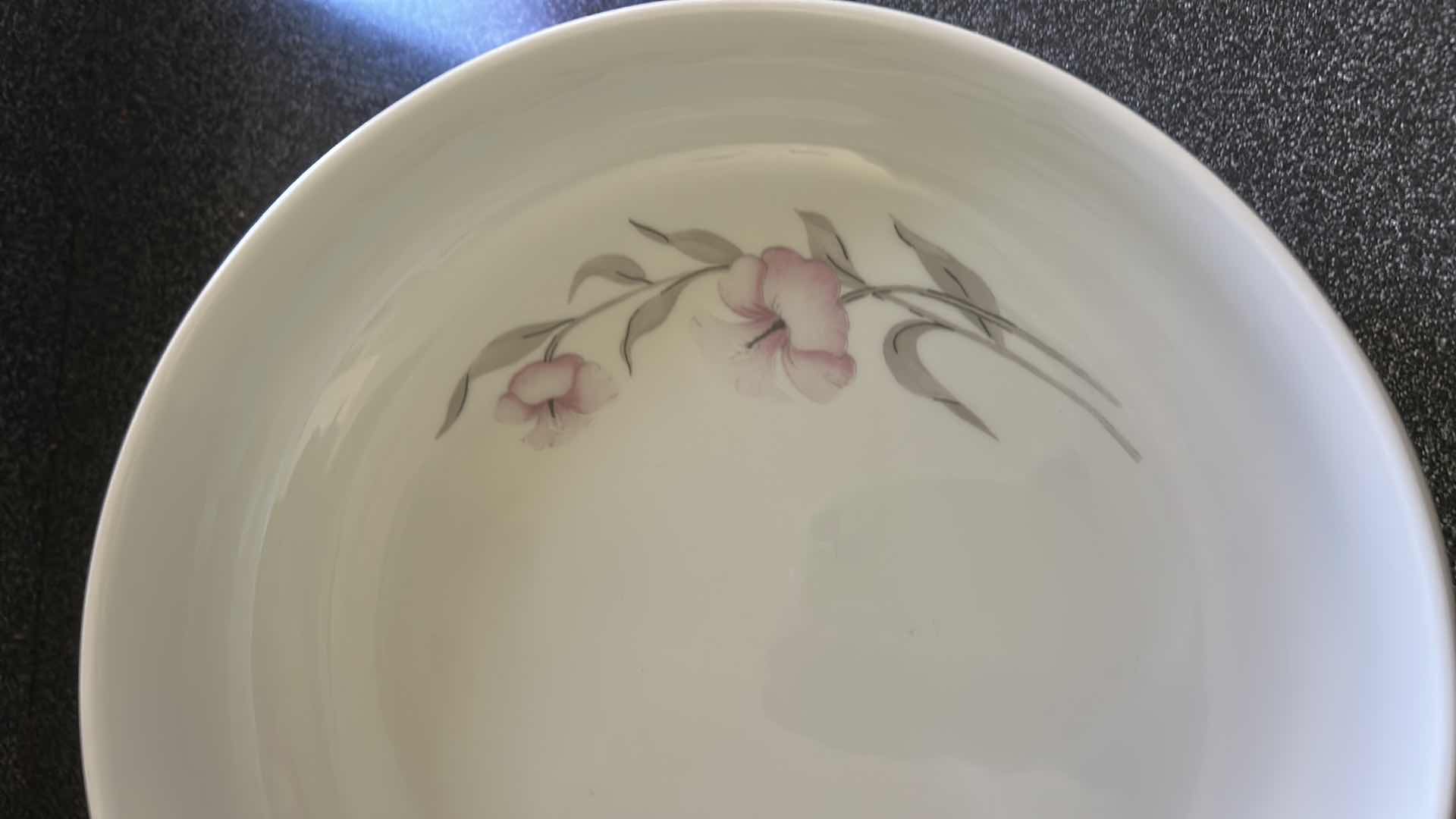 Photo 2 of 3 ITALIAN PORCELAIN 9” BOWLS