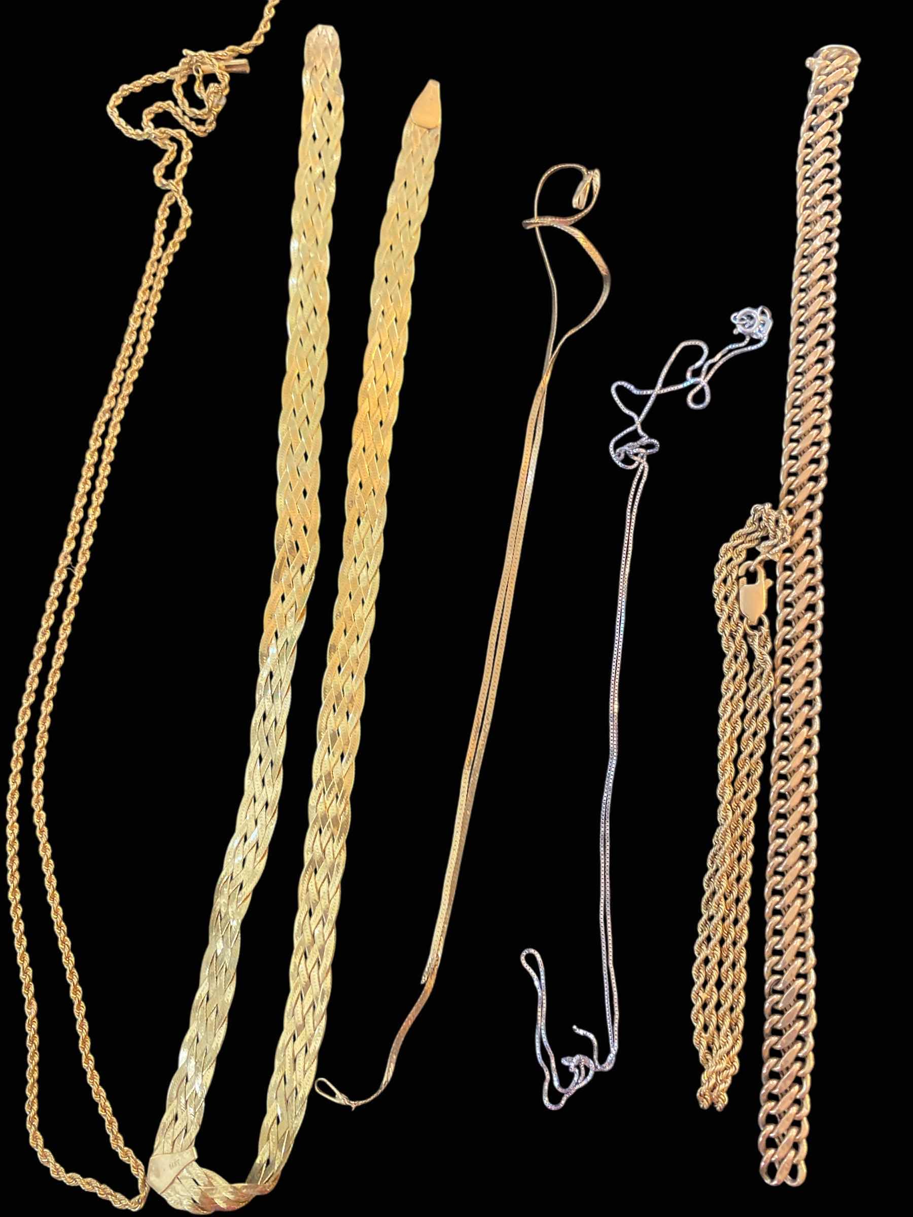 Photo 1 of 6 - PIECES 14K GOLD JEWELRY 23.4G- ALL REQUIRES REPAIR