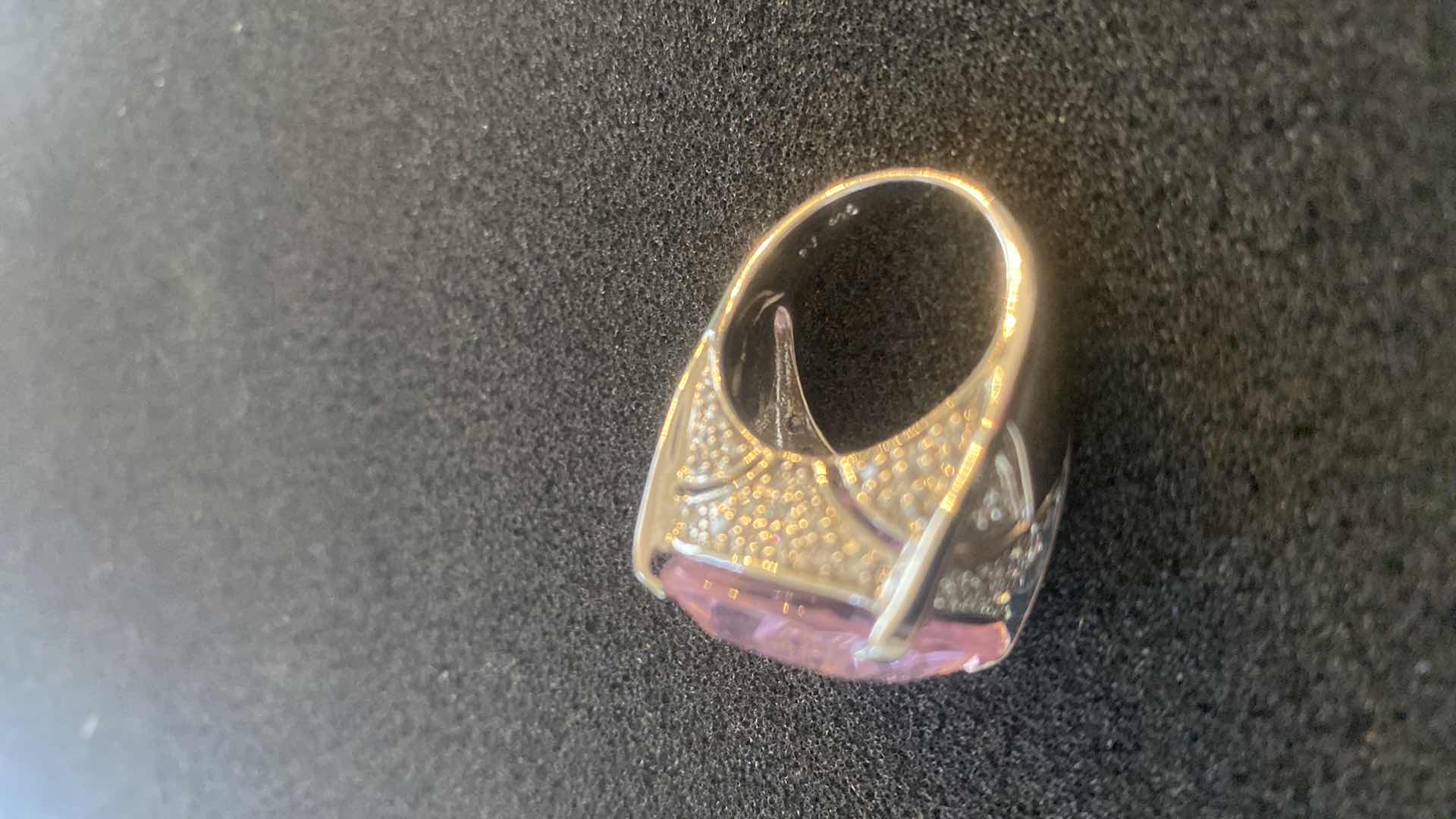 Photo 3 of STERLING SILVER RING WITH GEMSTONE APPROX SIZE 5-6