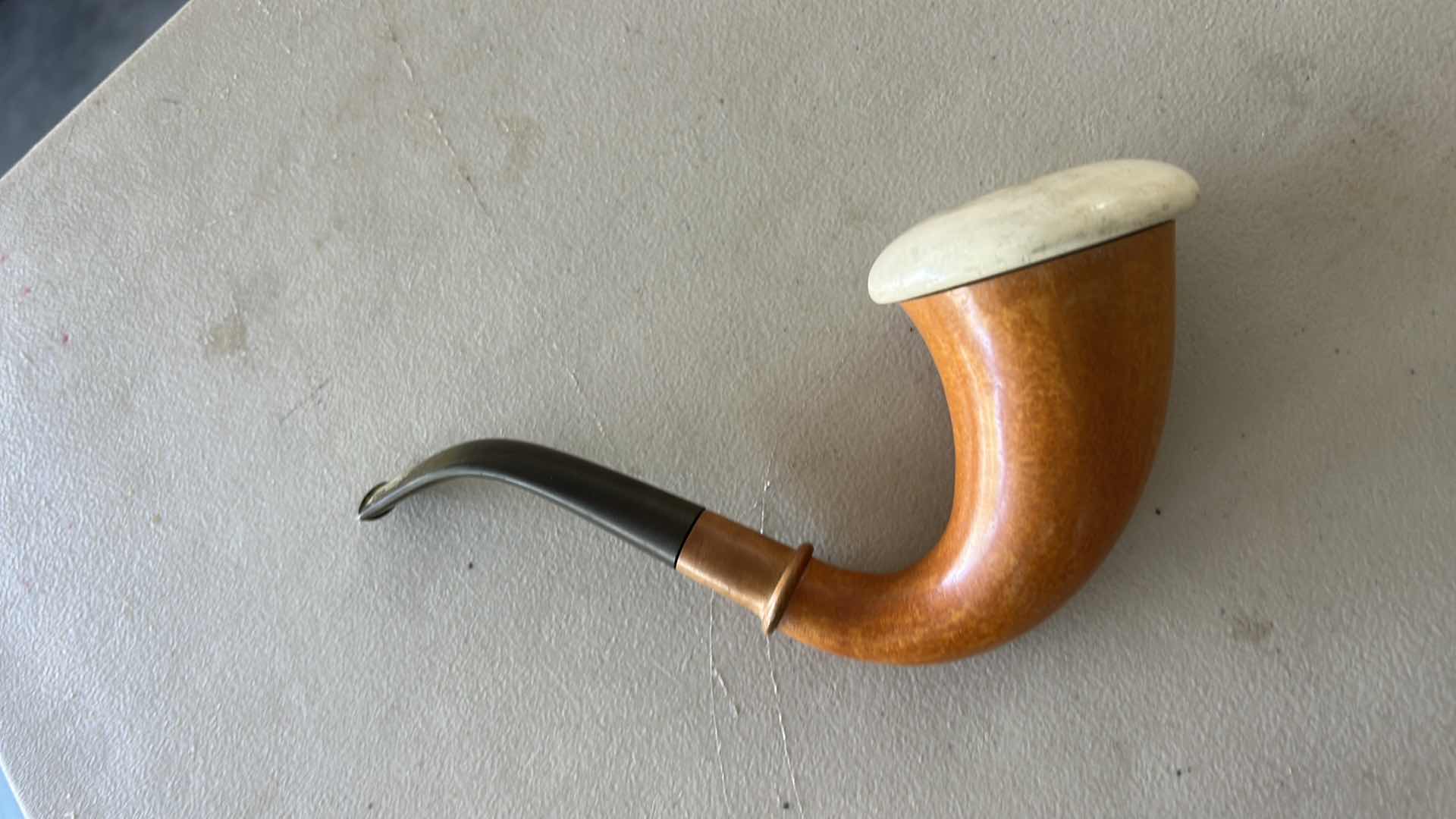 Photo 1 of 2 GENTLEMENS PIPES