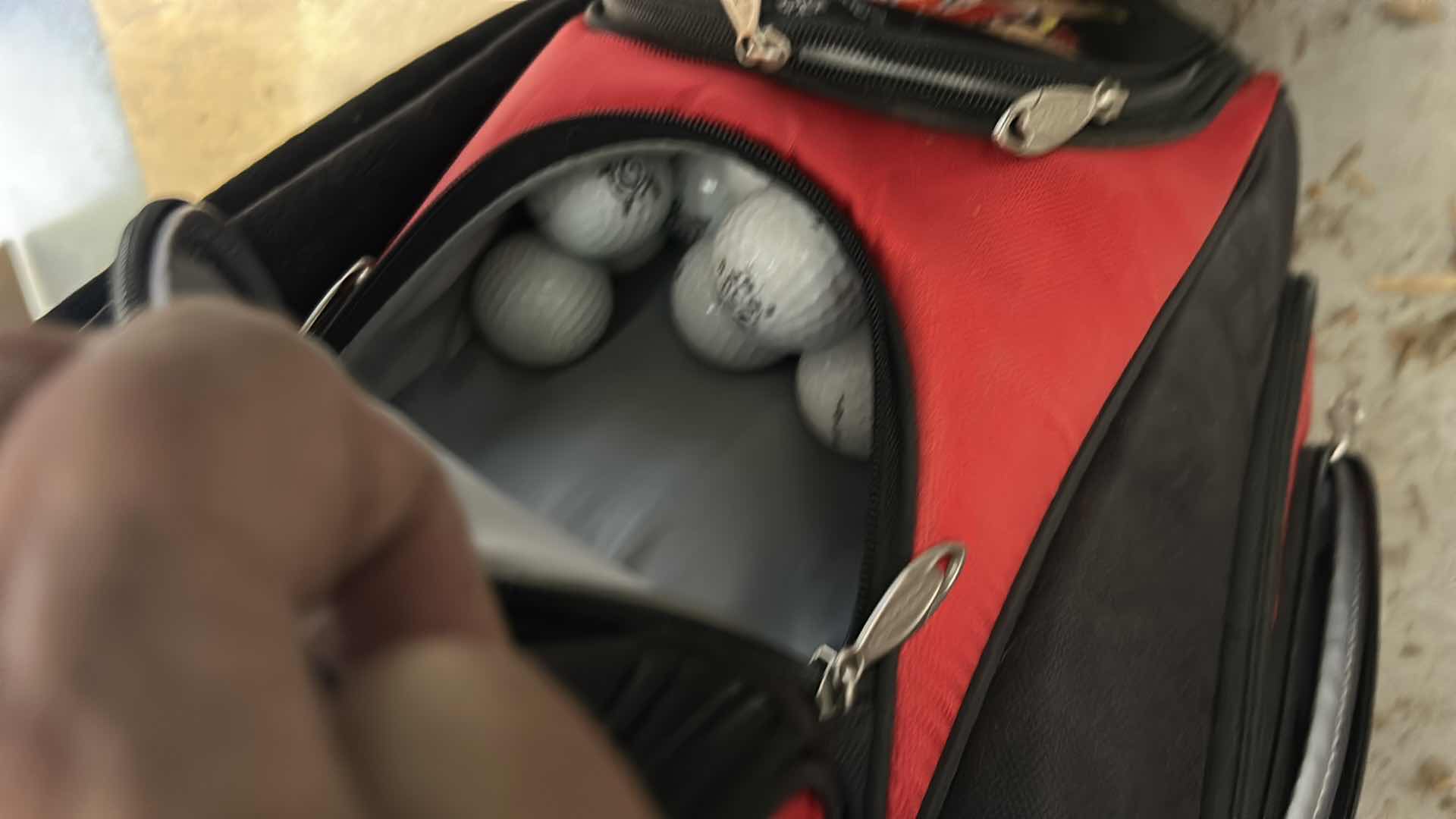 Photo 9 of TAYLOR MADE GOLF CLUBS AND CASE