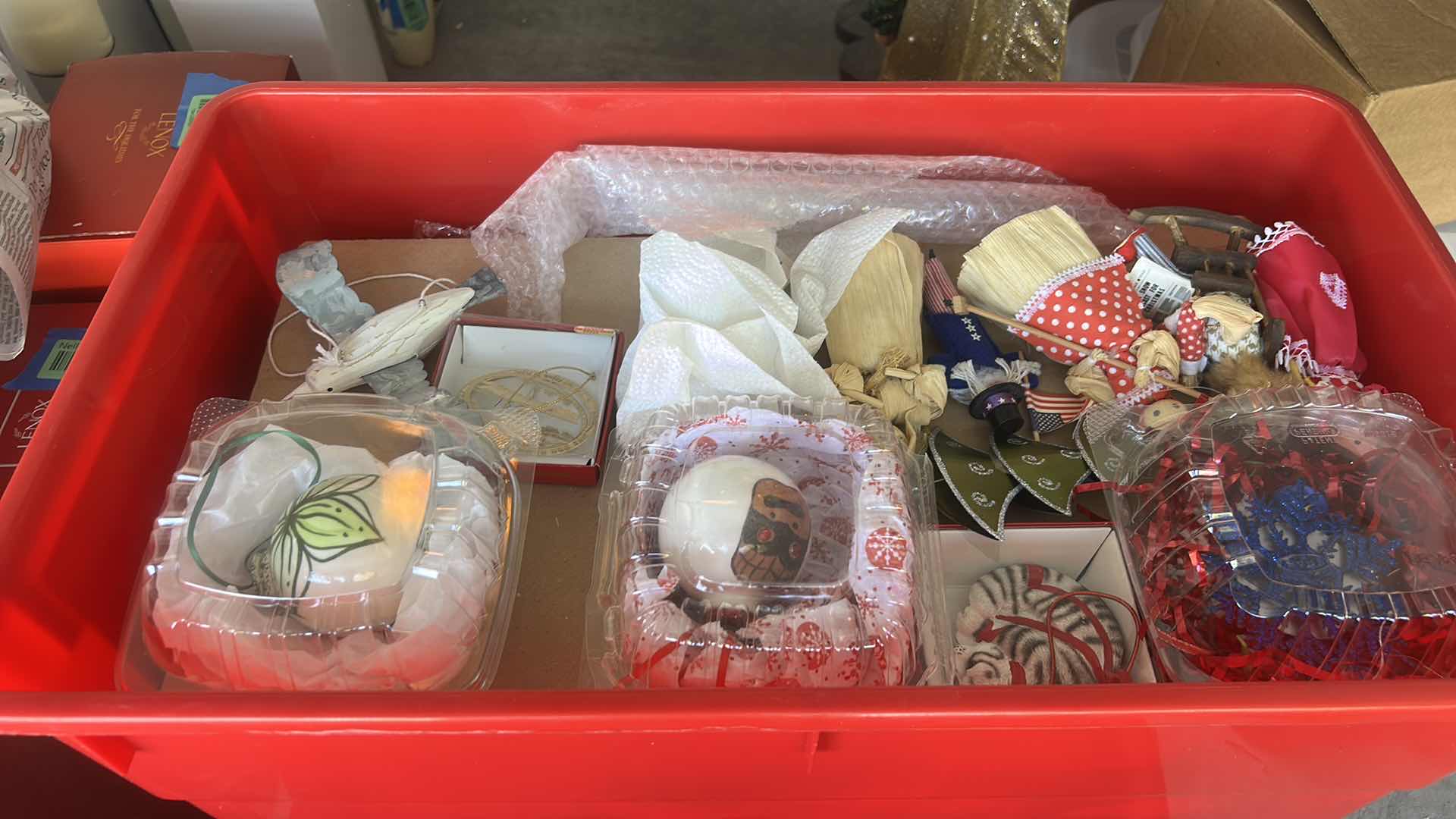 Photo 1 of 2 TOTES HOLIDAY DECOR