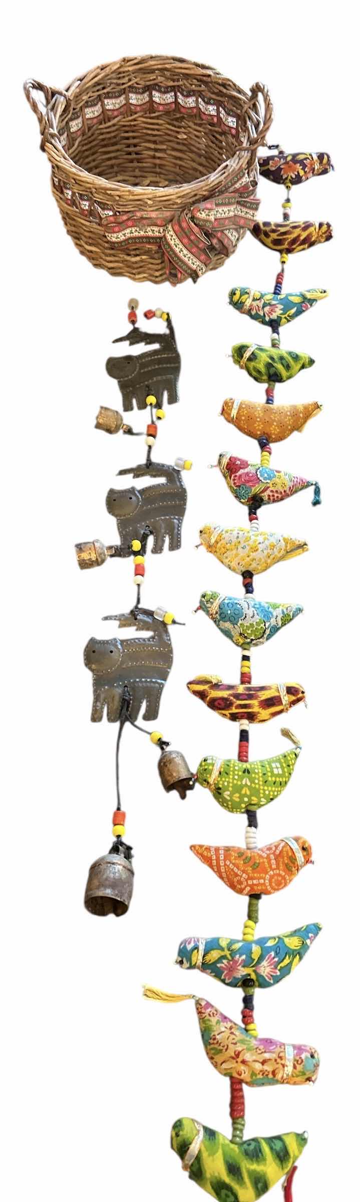 Photo 1 of CAT WINDSHIME, BIRD HANGING, BASKET