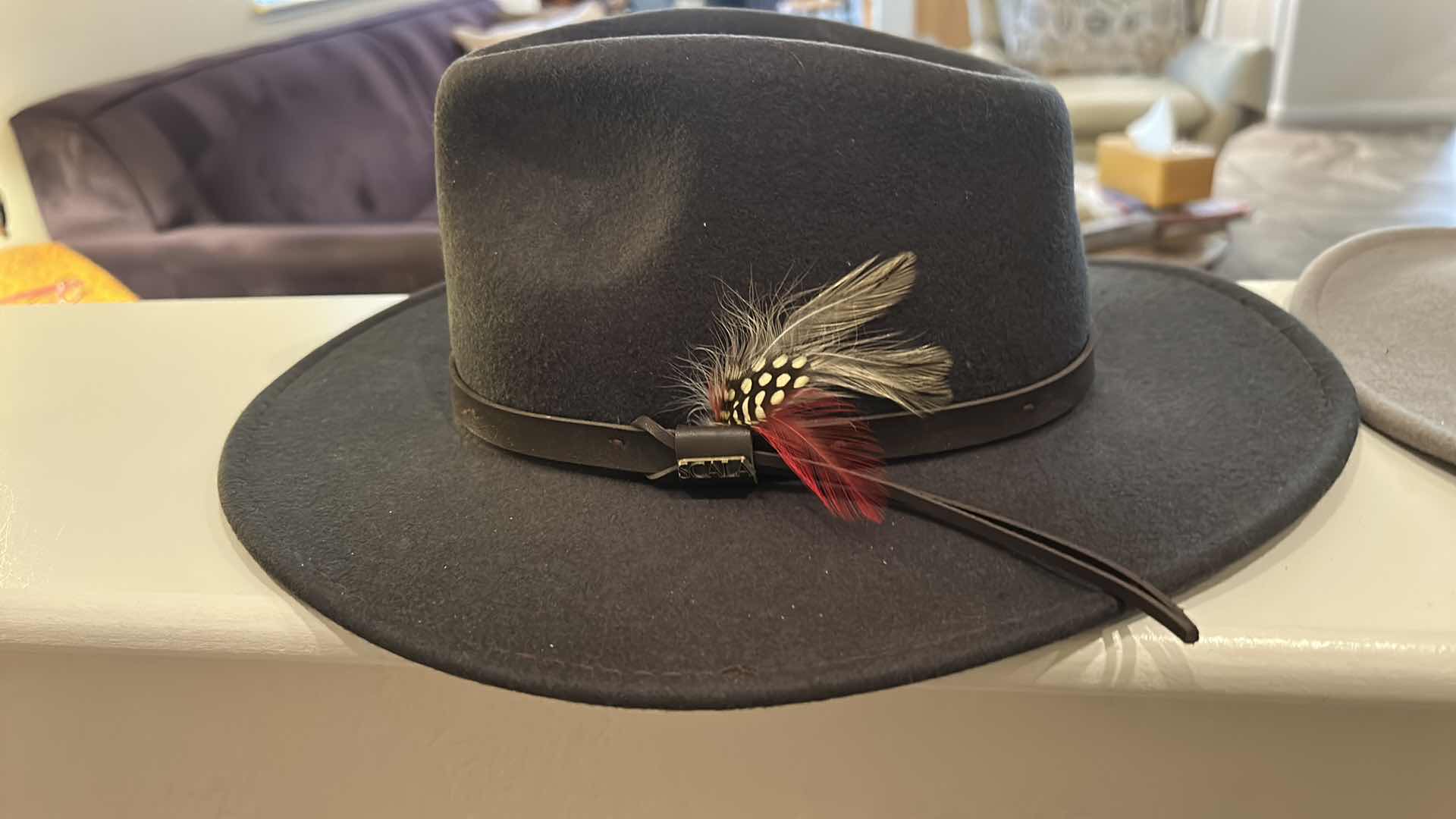 Photo 2 of 2 MENS SCALA FELT COWBOY HATS