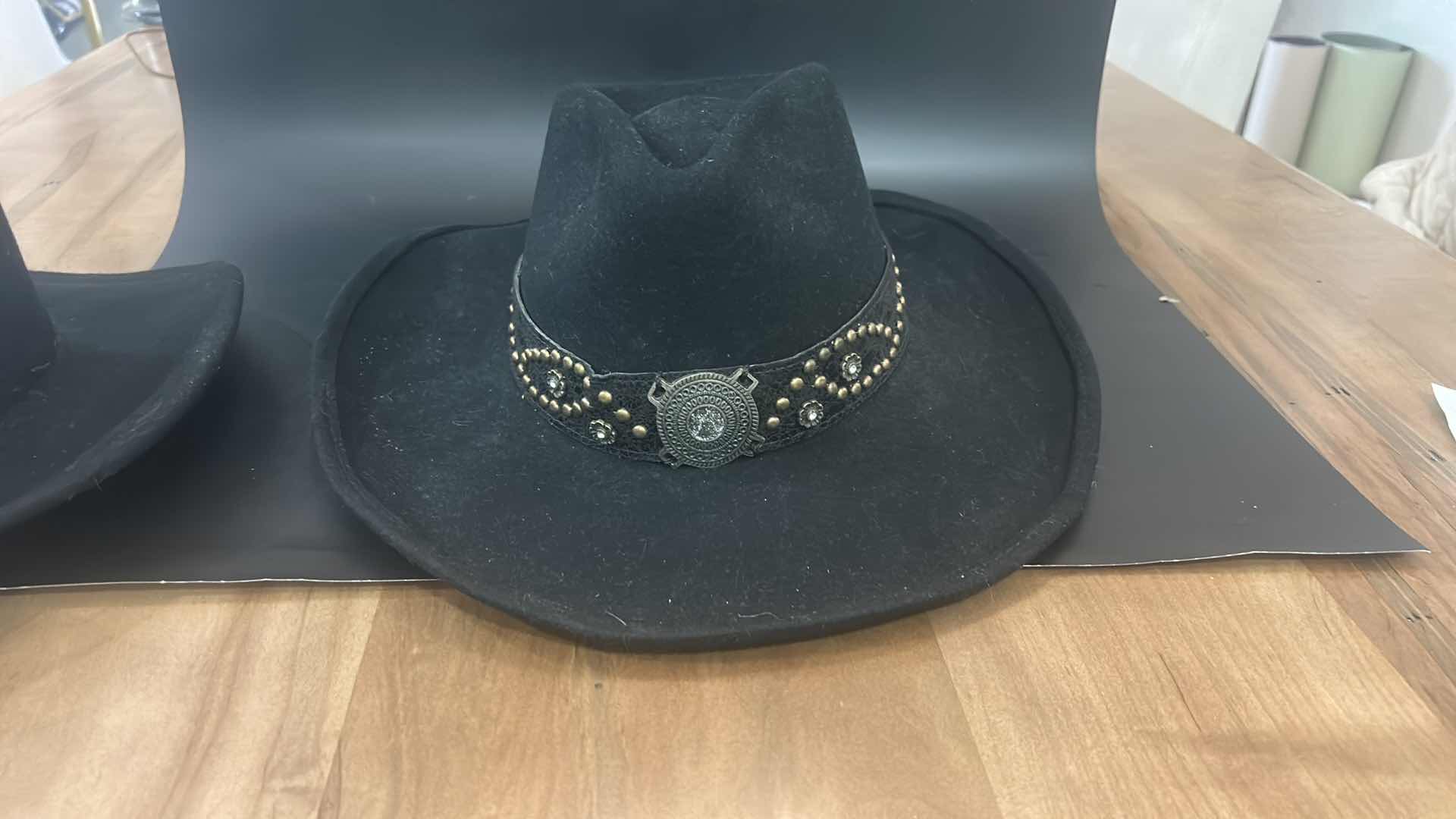 Photo 1 of 2 MENS BLACK FELT COWBOY HATS ( BULLHIDE SIZE L & CODY JAMES SIZE L)