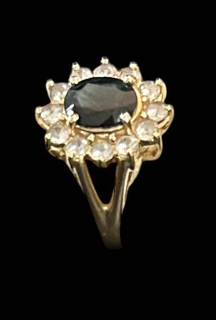 Photo 1 of 14K GOLD RING WITH DIAMONDS AND GREEN STONE ESTIMATED SIZE 8