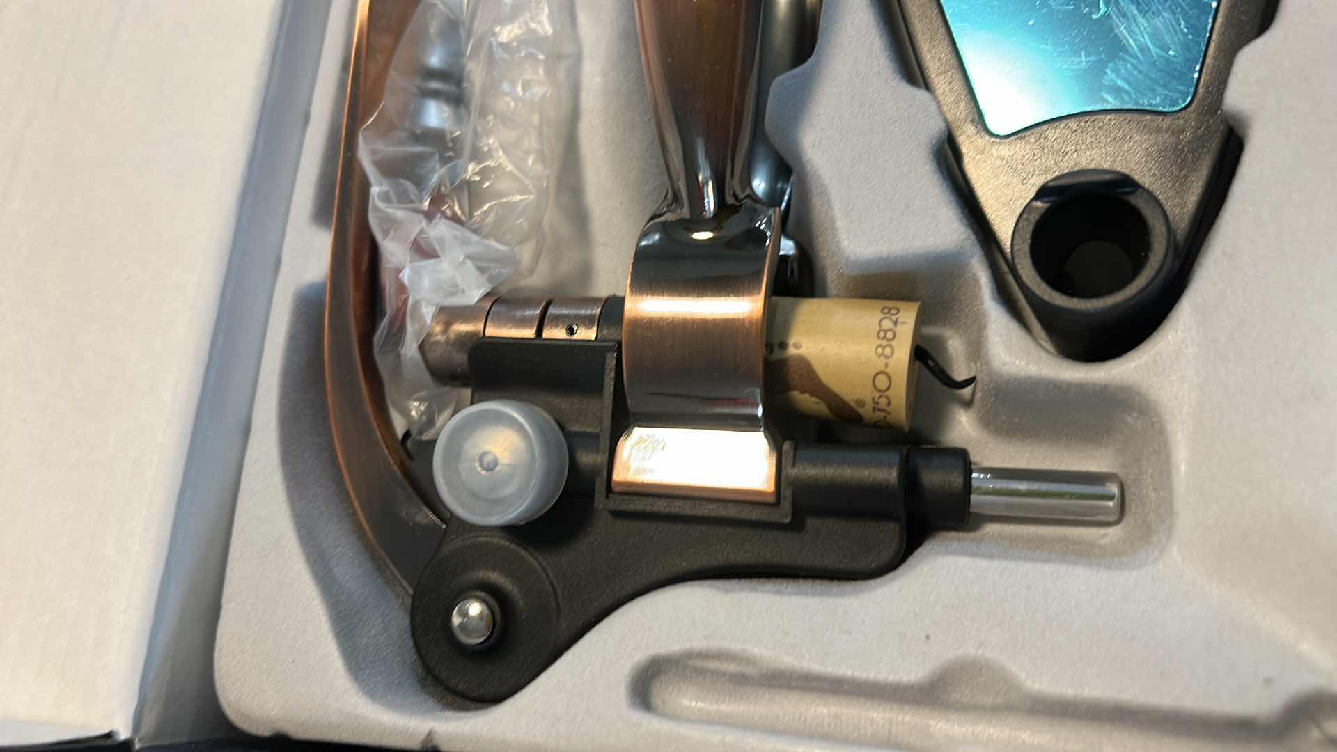 Photo 1 of REDNOEL WINE ACCESSORIES