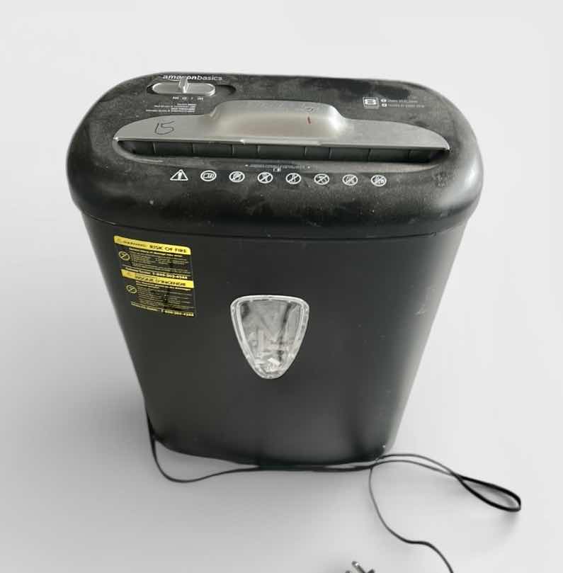 Photo 1 of PAPER SHREDDER