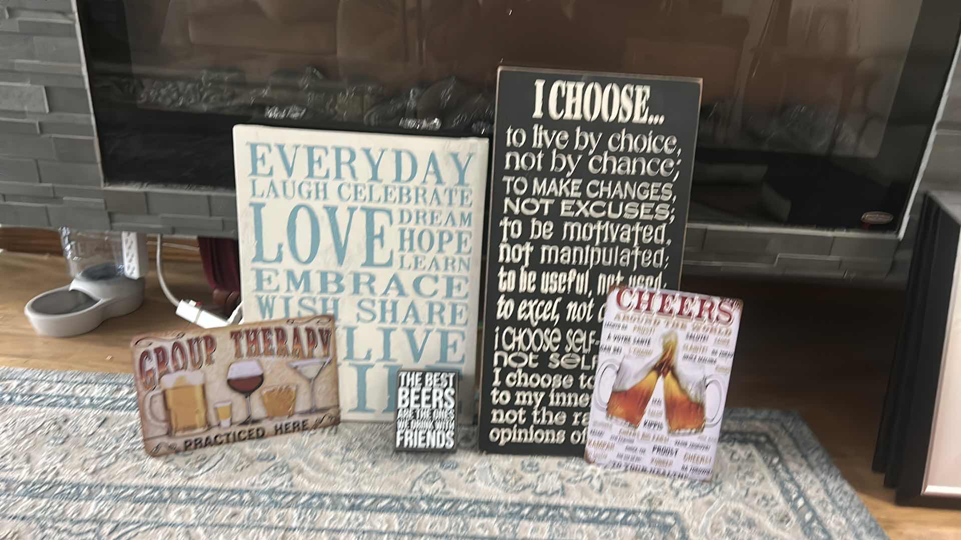 Photo 1 of 5 PC ARTWORK (LARGEST 12” x H24”)