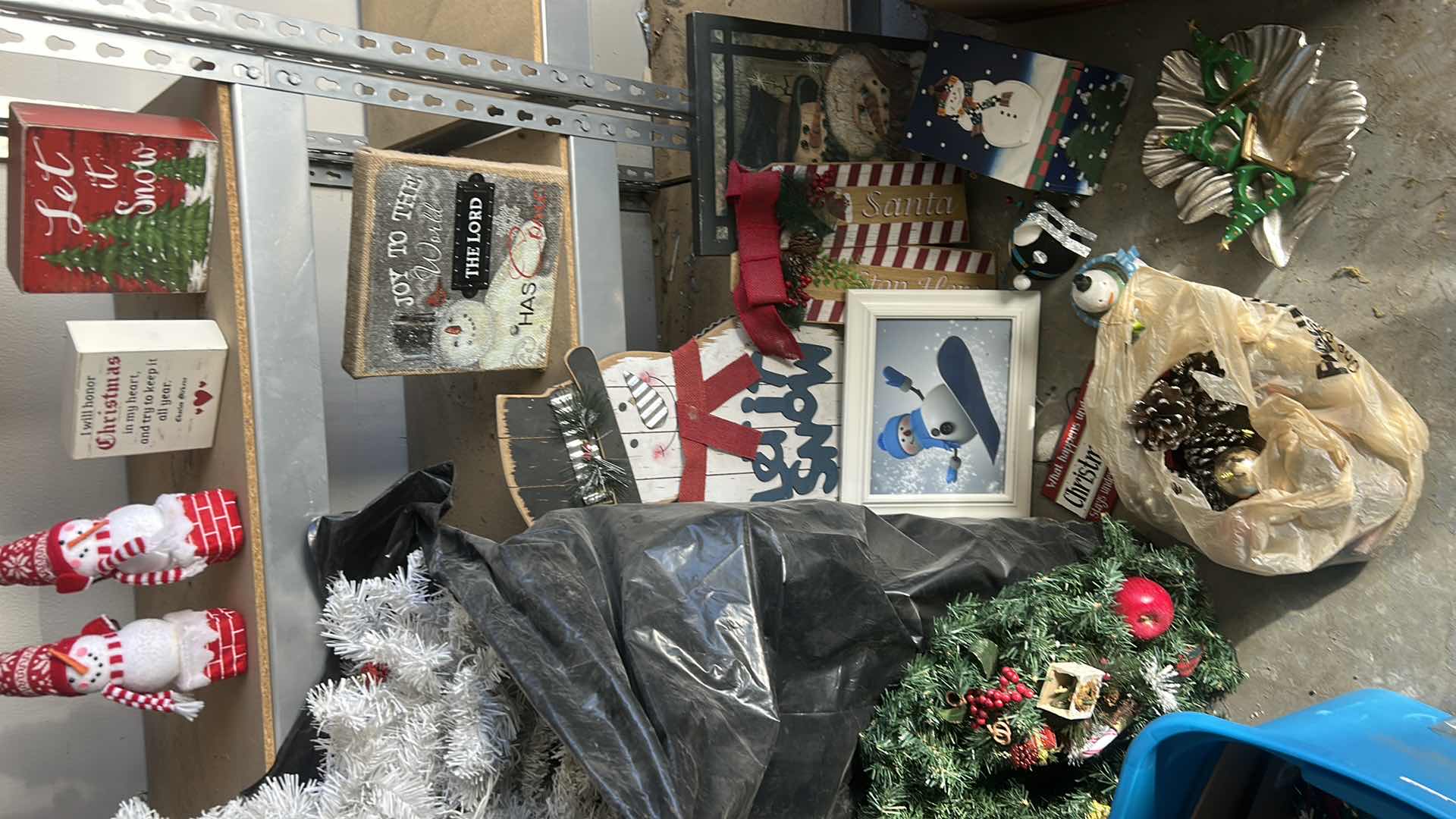 Photo 1 of CHRISTMAS DECORATIONS