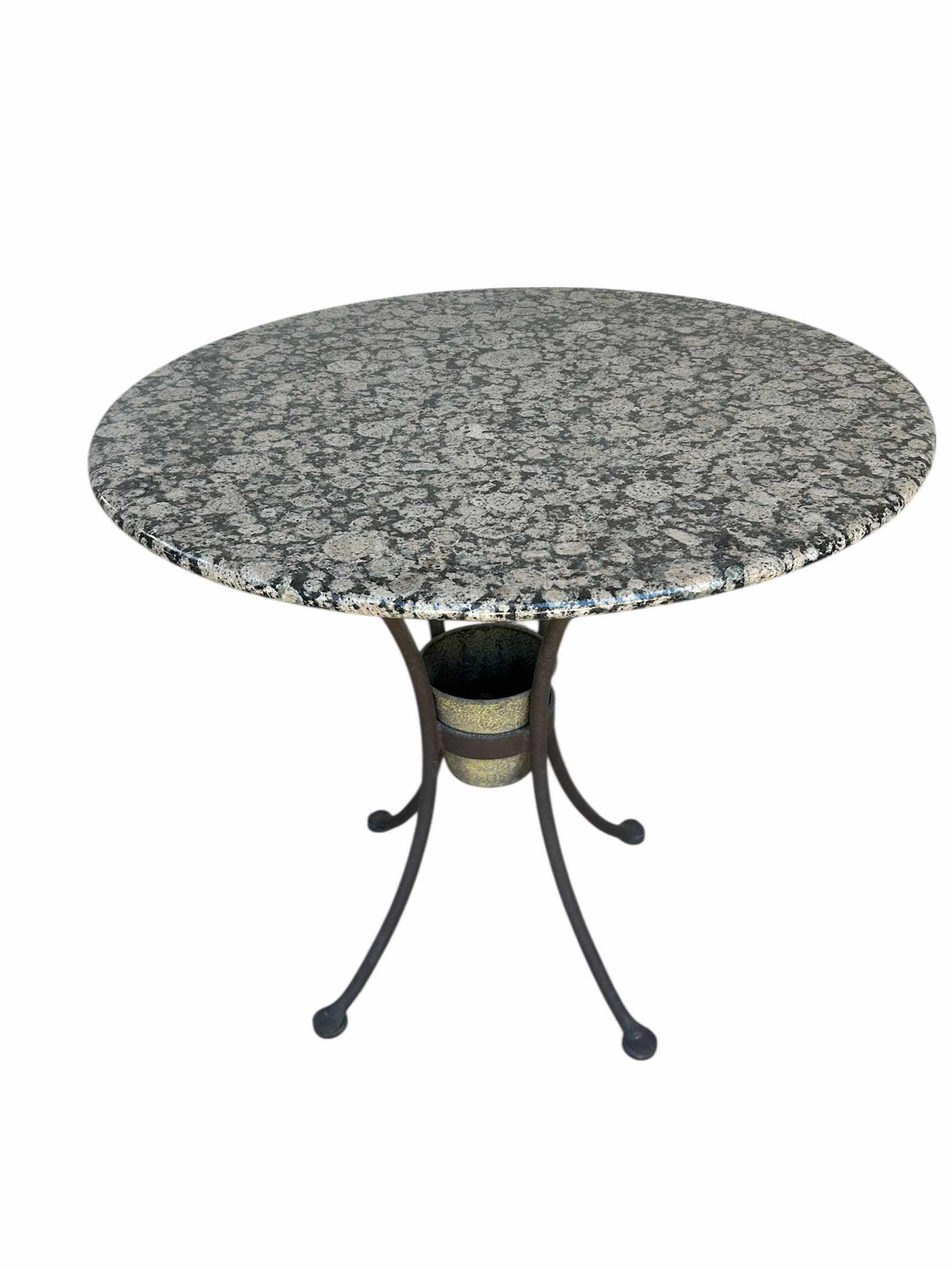 Photo 1 of CADIZ 30" ROUND OUTDOOR PATIO BISTRO TABLE H 29"