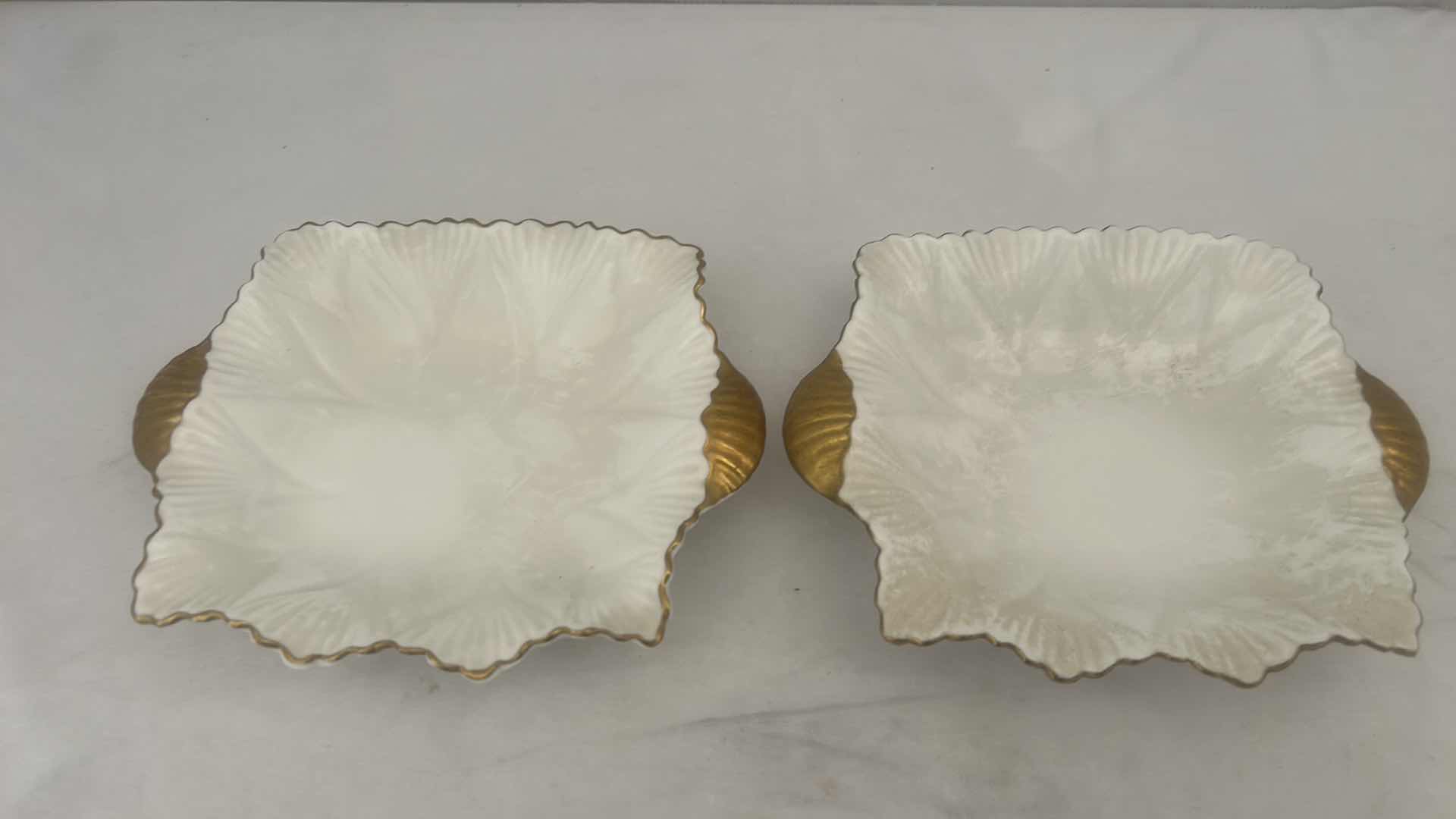 Photo 1 of 2 SHELLEY FINE BONE CHINA ENGLAND, SMALL BOWLS 5 1/4”