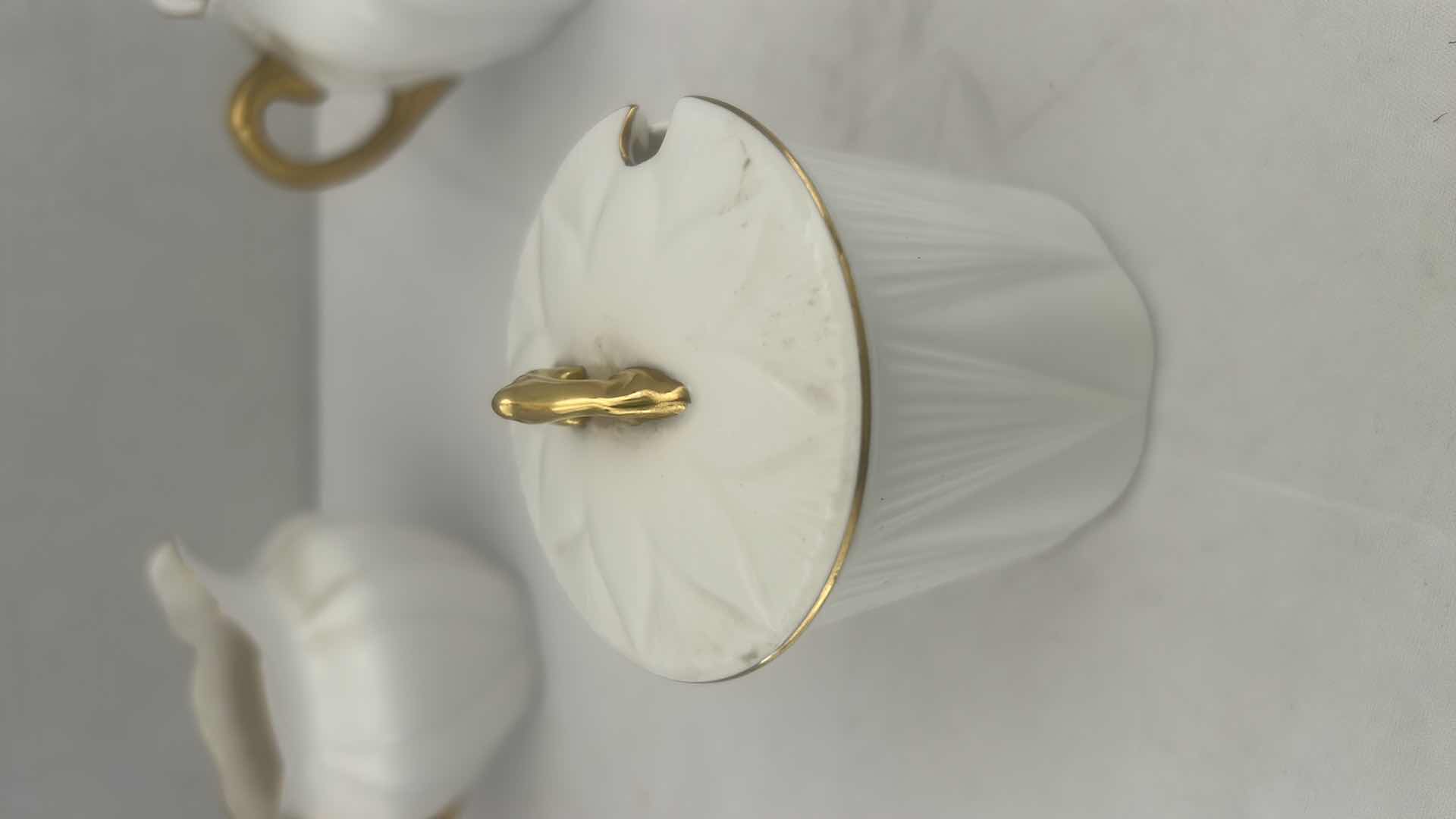 Photo 5 of 5PCS- VINTAGE SHELLEY ENGLAND "DAINTY" WHITE & GOLD LUDLOW SHAPE CREAMER, SUGAR BOWLS
