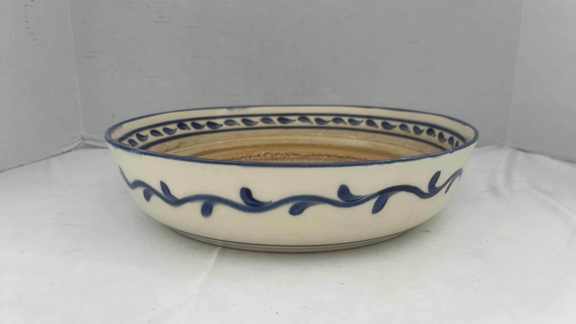 Photo 6 of 12" ROUND VINTAGE MEXICAN FOLK ART "ROOSTER" POTTERY BOWL- HECHO EN MEXICO TRADITION  