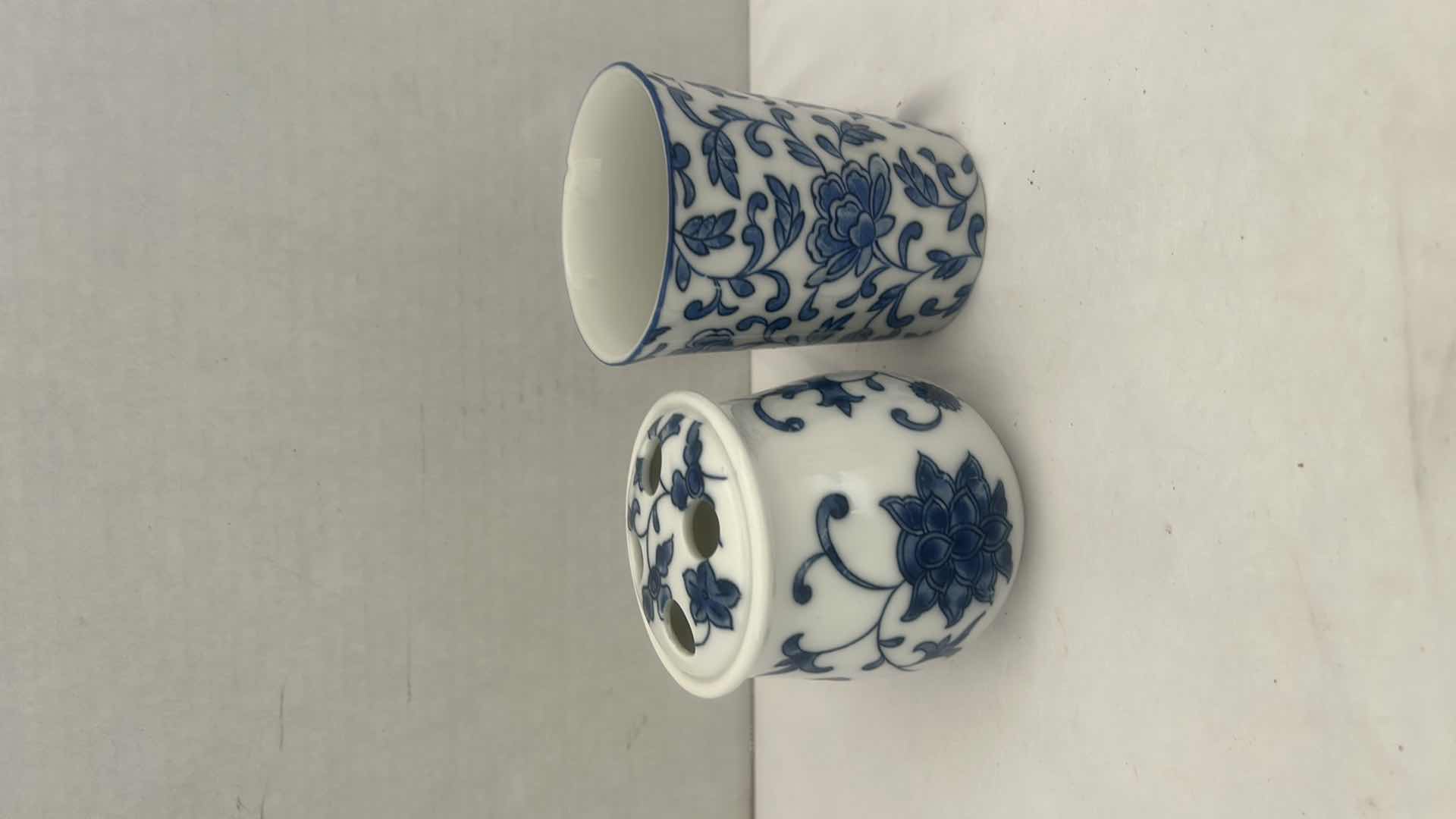 Photo 3 of 4 PC BATHROOM COLLECTION