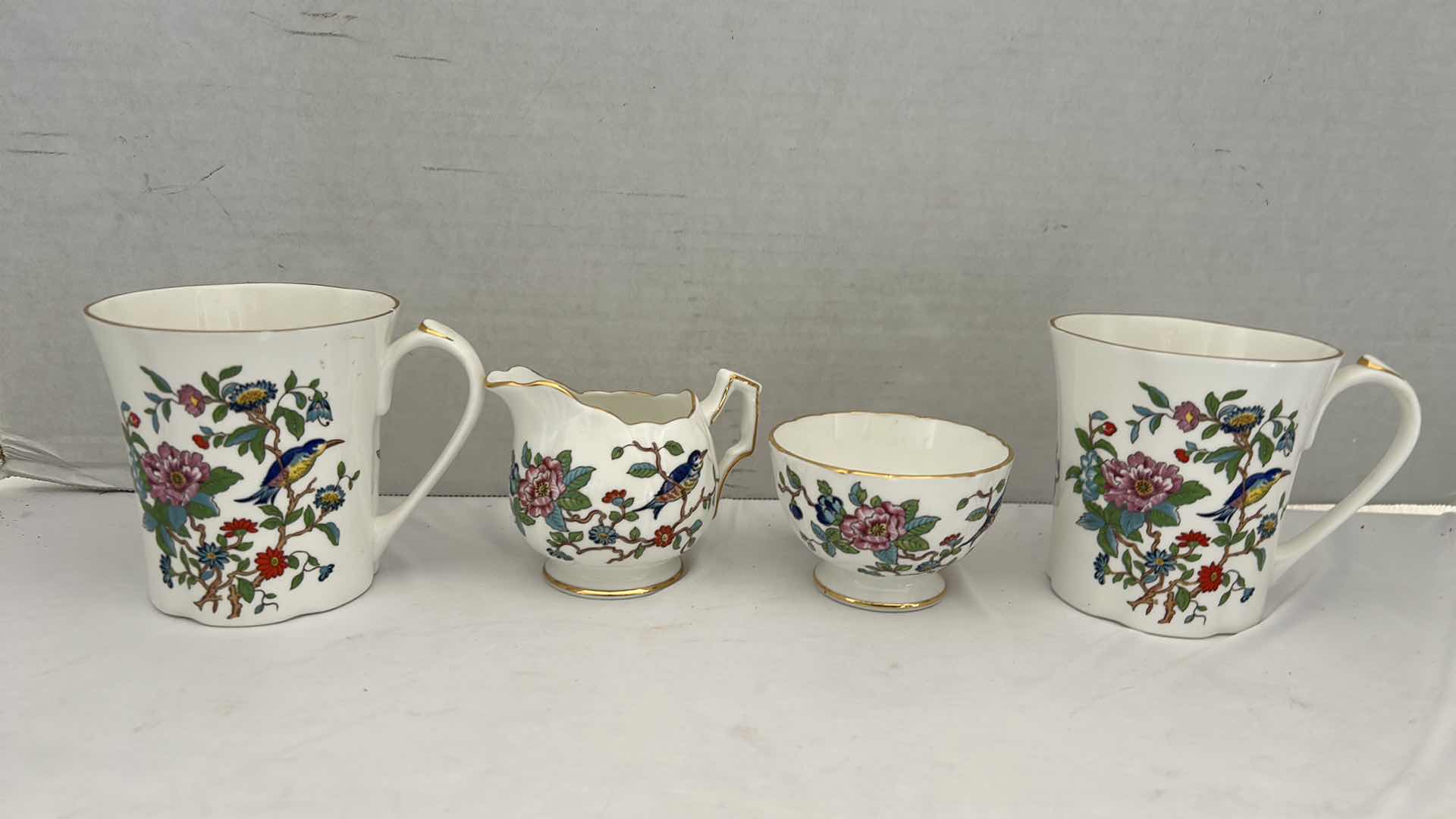 Photo 1 of 4 - FINE ENGLISH BONE CHINA MADE IN ENGLAND PEMBROKE AYNSLEY
