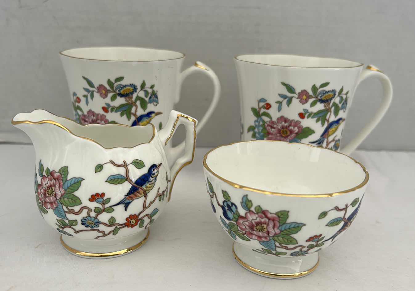 Photo 1 of 4 - FINE ENGLISH BONE CHINA MADE IN ENGLAND PEMBROKE AYNSLEY