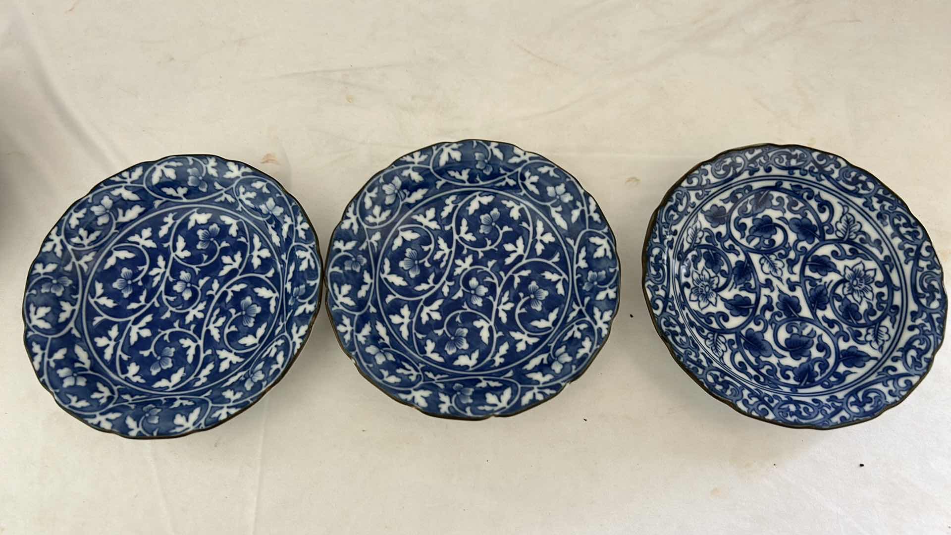 Photo 3 of 7 -BLUE & WHITE CHINESE PORCELAIN PLATES & SAUCERS 