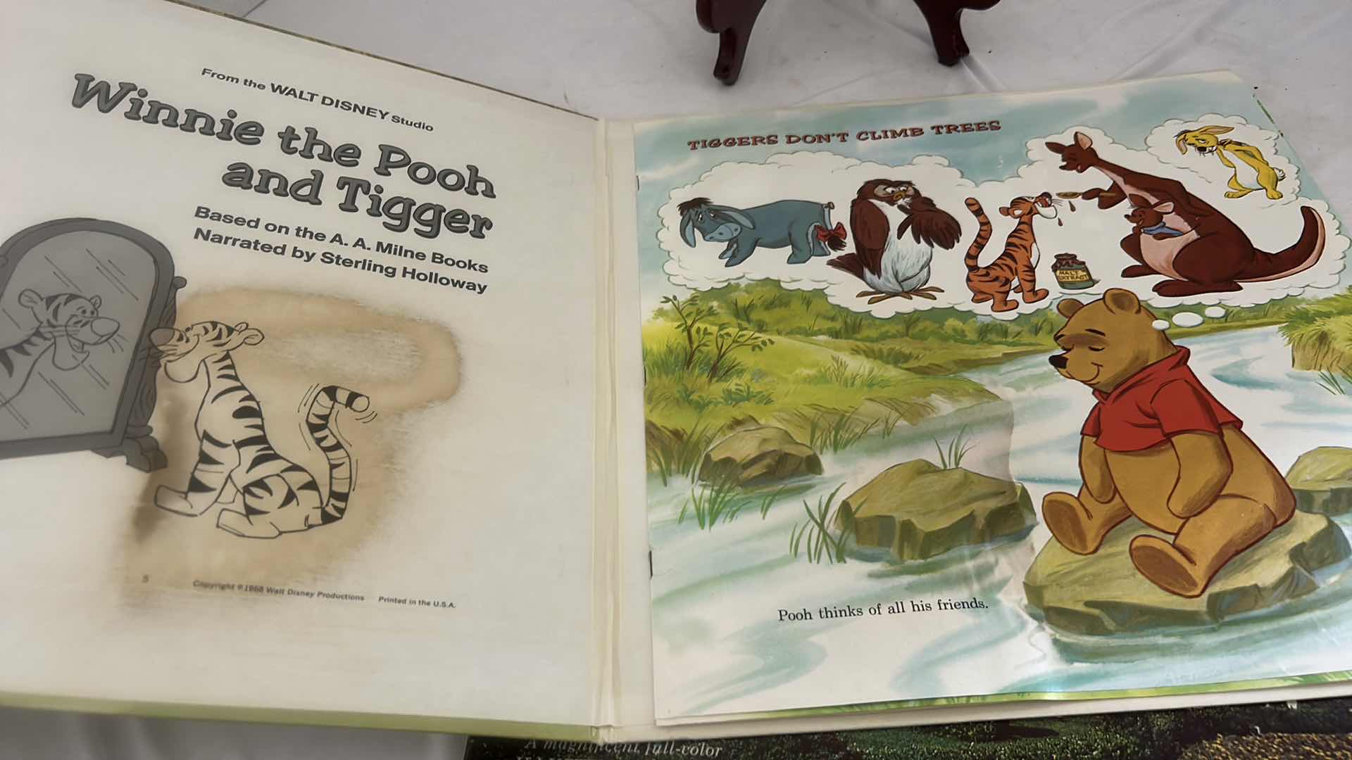 Photo 5 of 2 VINTAGE WALT DISNEY NARRATED BOOKS / RECORD ALBUMS