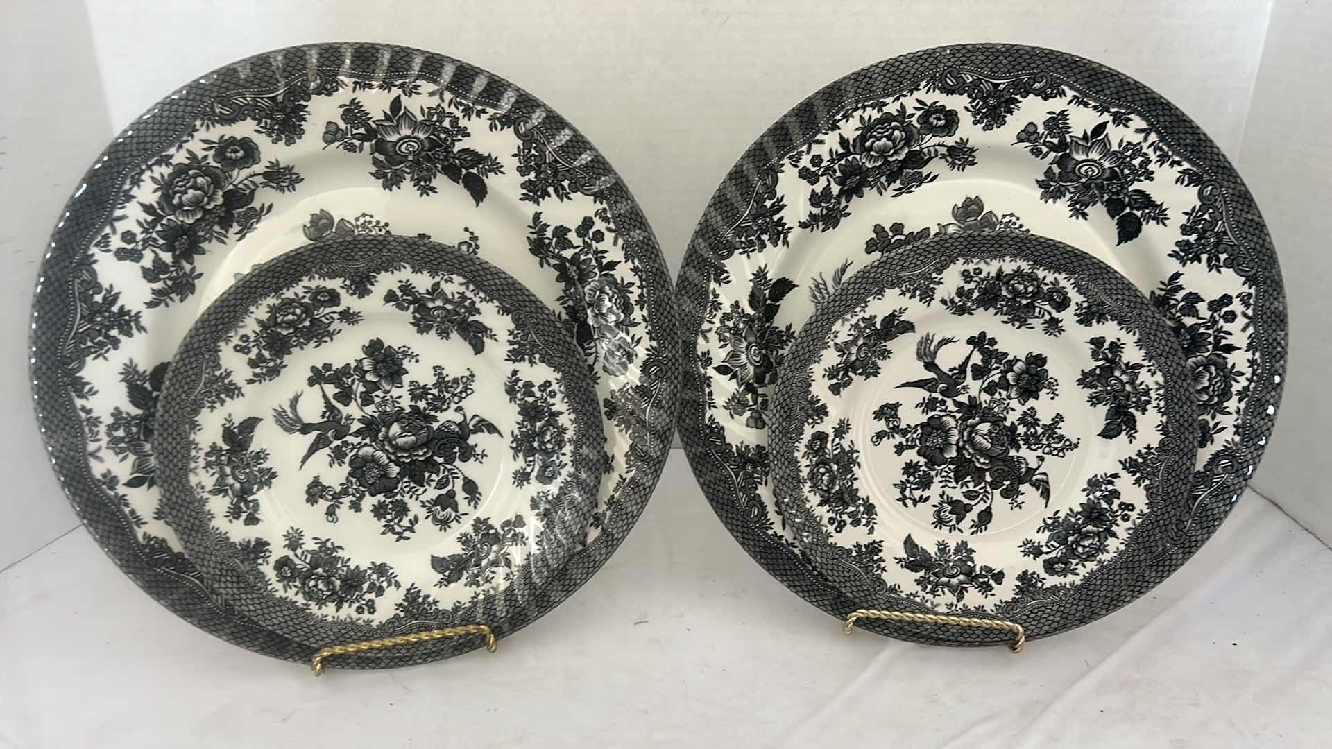 Photo 4 of 8 PCS- BARRATTS MADE IN ENGLAND PORCELAIN PLATES, BOWLS & SAUCERS