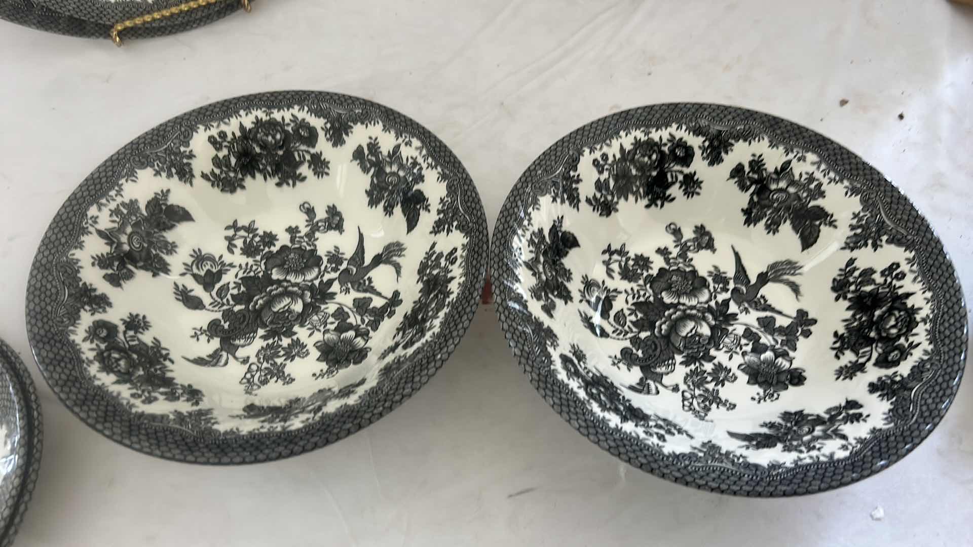 Photo 1 of 8 PCS- BARRATTS MADE IN ENGLAND PORCELAIN PLATES, BOWLS & SAUCERS