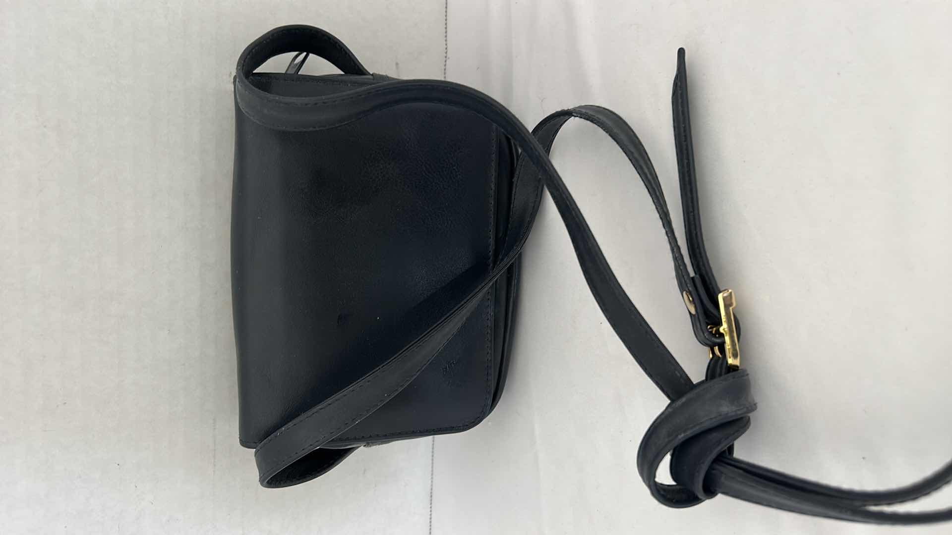 Photo 1 of 2 WOMENS VINTAGE HANDBAGS