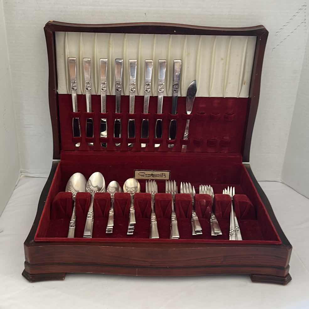Photo 1 of 53 PC-COMMUNITY MORNING STAR SILVER-PLATED FLATWARE IN STORAGE CASE