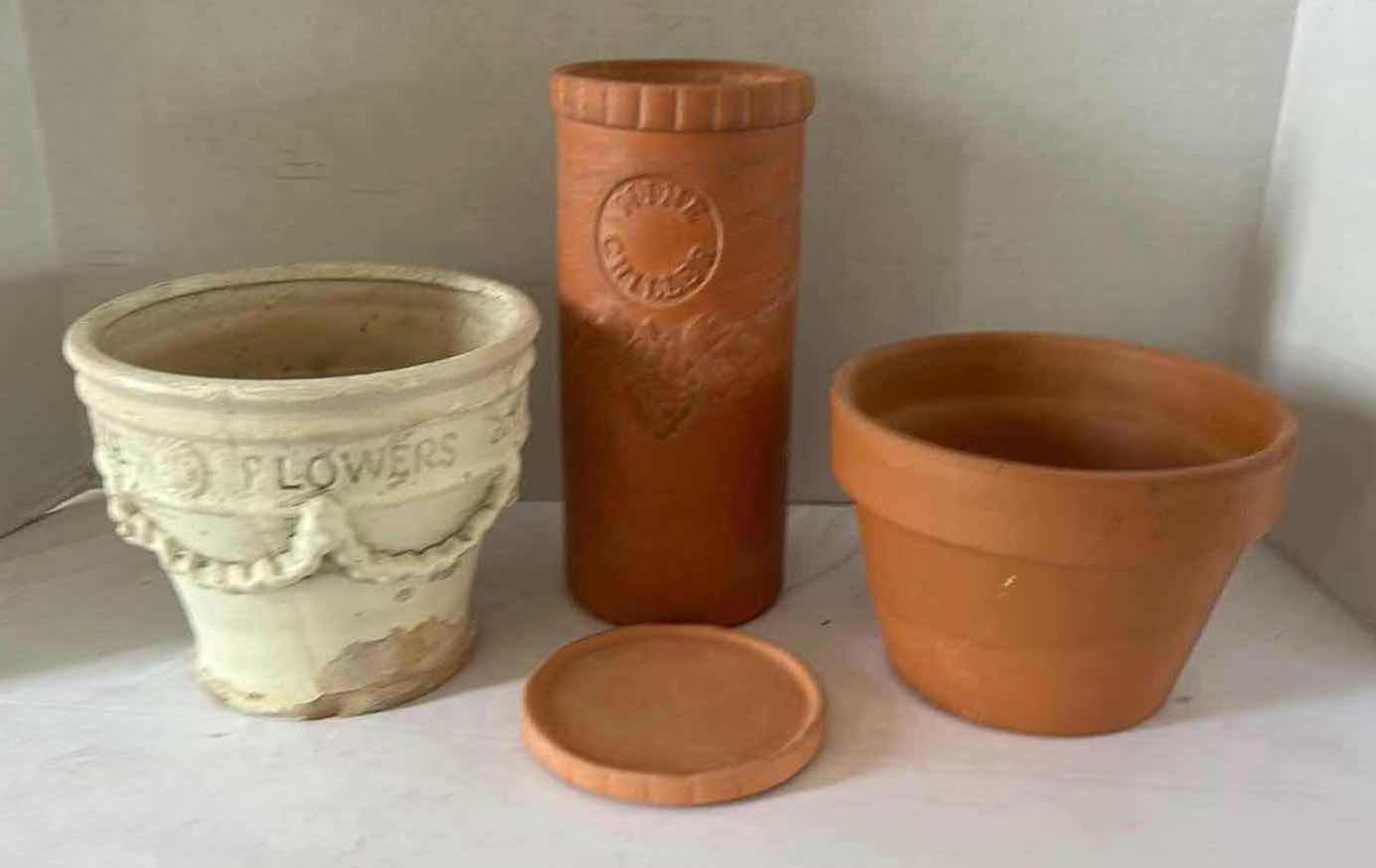 Photo 1 of 4 CLAY AND POTTERY (TALLEST H 9.5”)