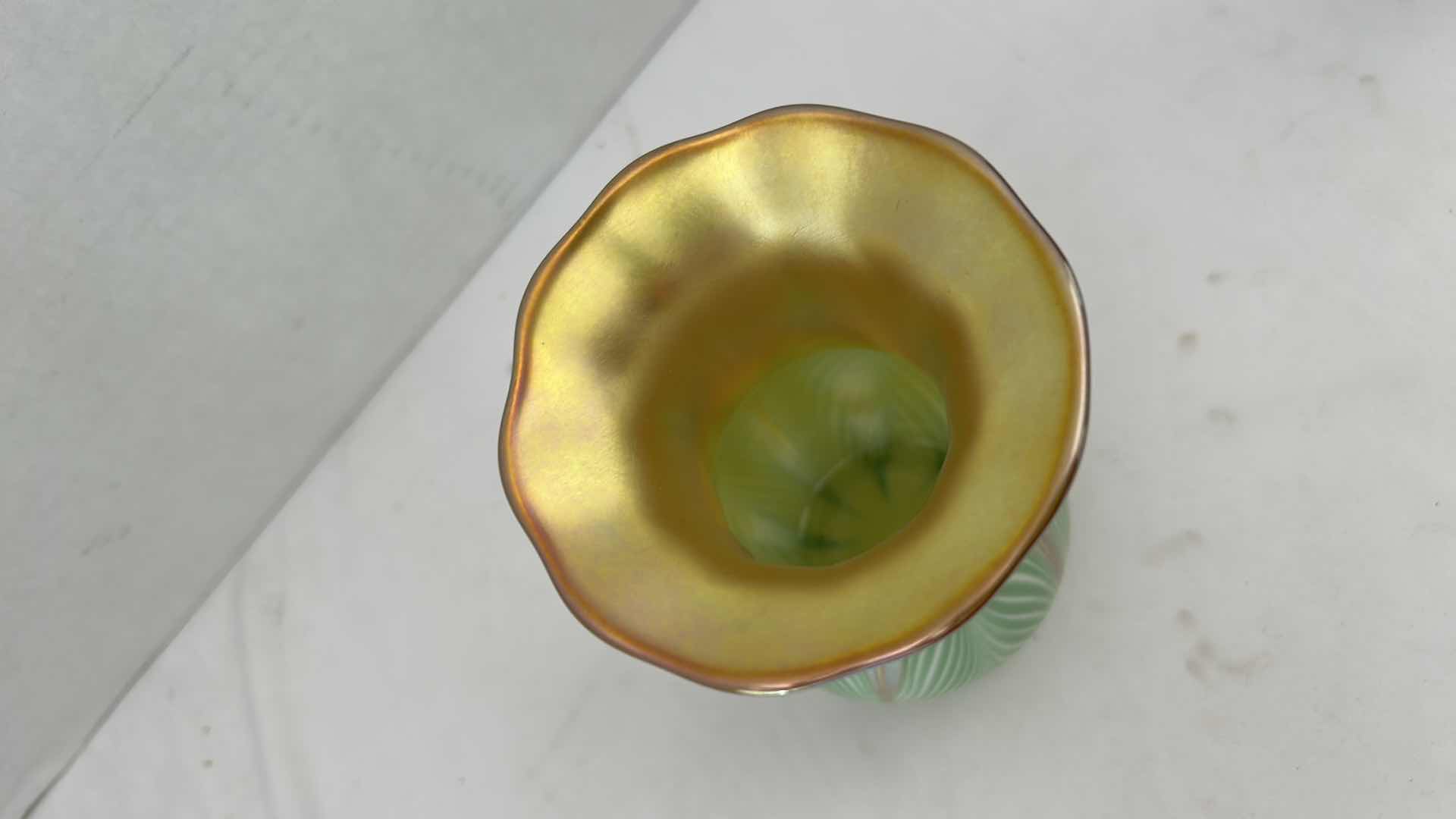 Photo 1 of 1901-1924 QUEZAL ART GLASS "PULLED FEATHER" VASE  H5.5” 