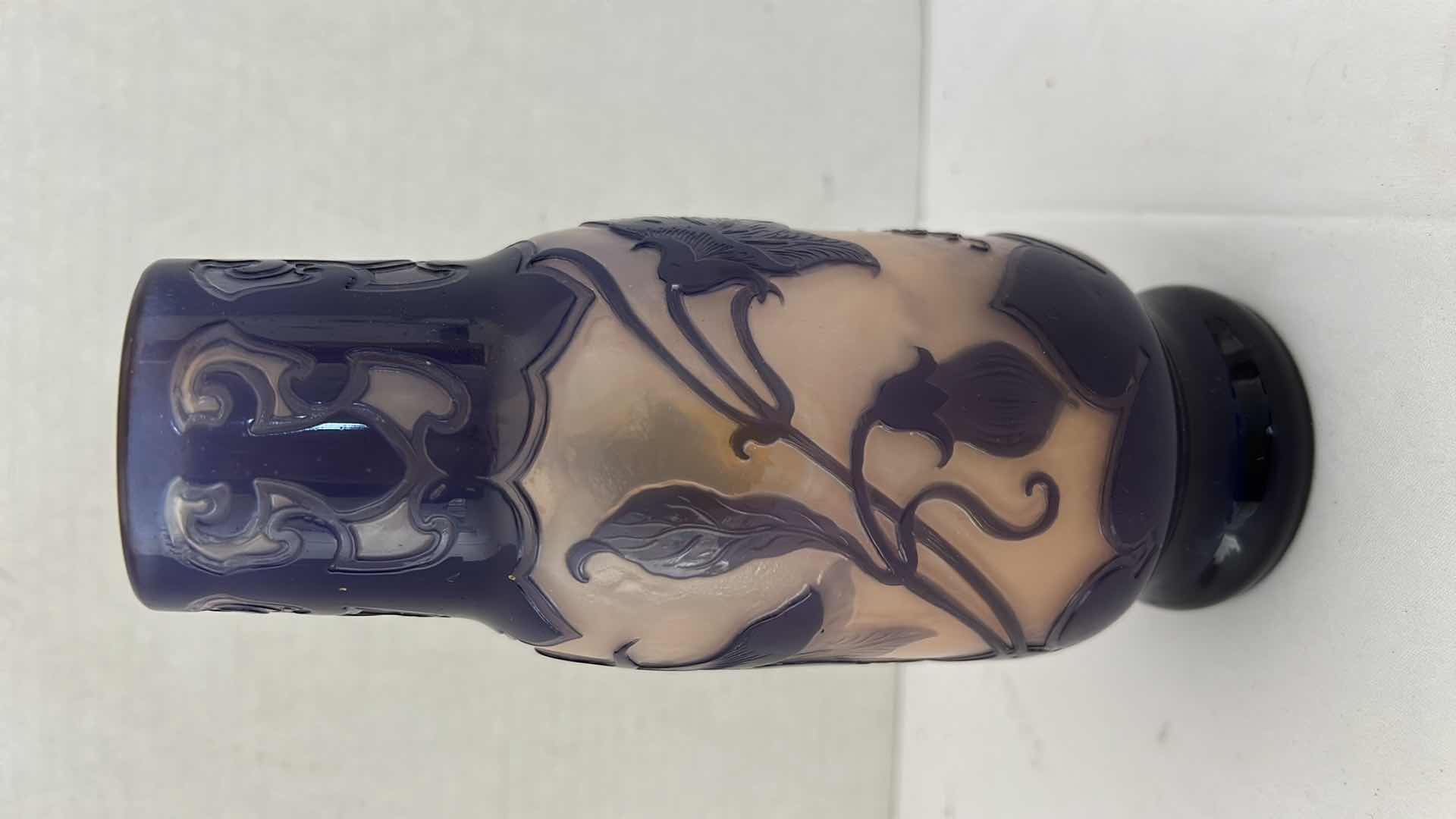 Photo 1 of EMILY GALLE' "WATER LILY" VASE H 7.5”