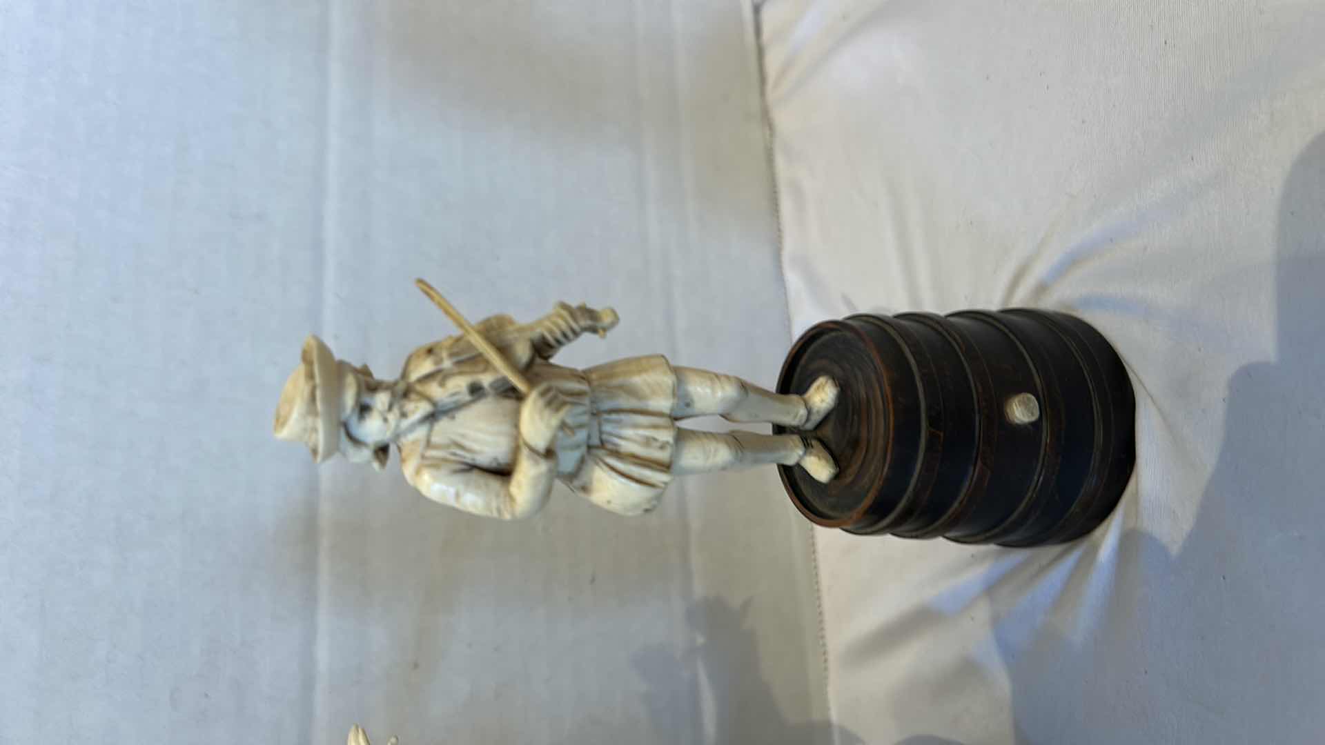 Photo 2 of 7 - ANTIQUE FINELY CARVED IVORY FIGURES OF MUSICIANS FROM GERMANY  (3 ARE BROKEN)  H6.5”