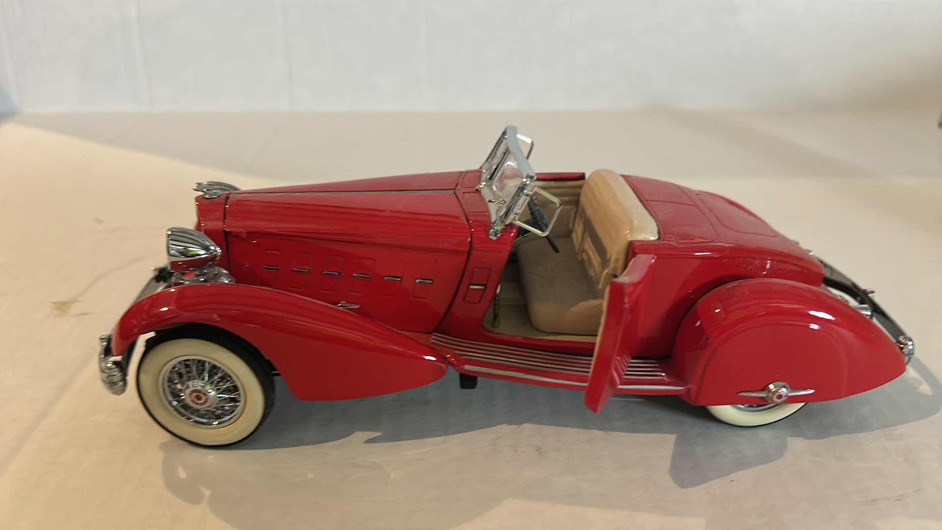 Photo 3 of 9” METAL CAR REPLICA DANBURY MINT