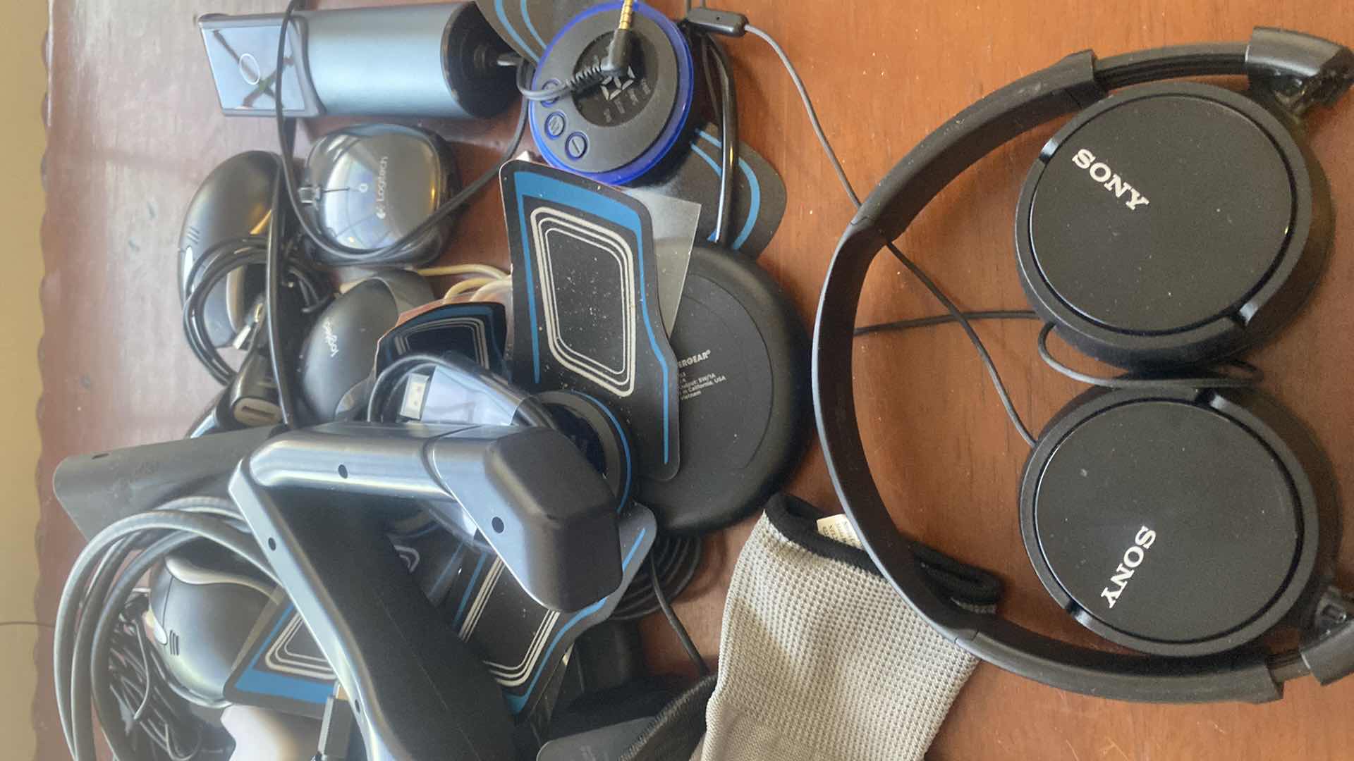 Photo 1 of ELECTRONICS - PHONE, HEAD PHONES KEYBOARDS & MICE