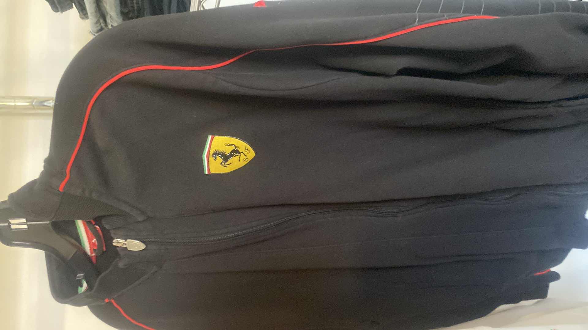 Photo 1 of 3 MENS PUMA ZIP UP ATHLETIC WEAR SIZE X LARGE