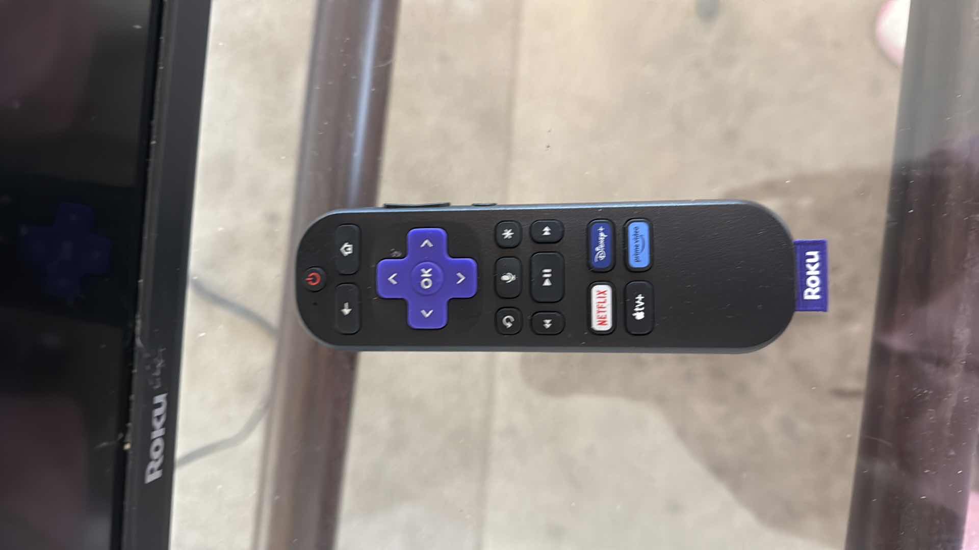 Photo 1 of ROKU 40” HDMI TV W REMOTE