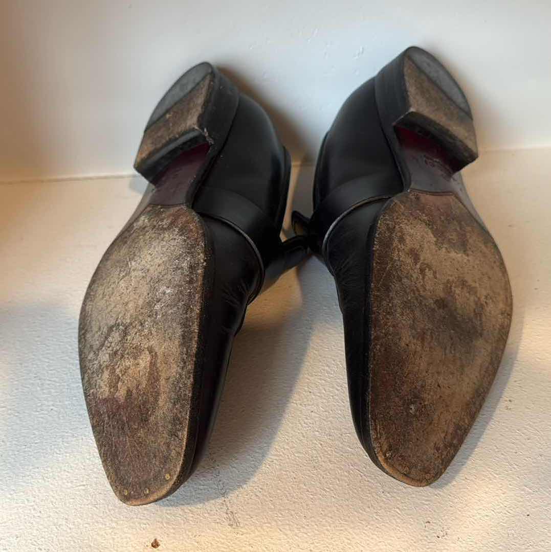 Photo 1 of GUCCI MEN’S DESIGNER SHOES (SIZE 9)