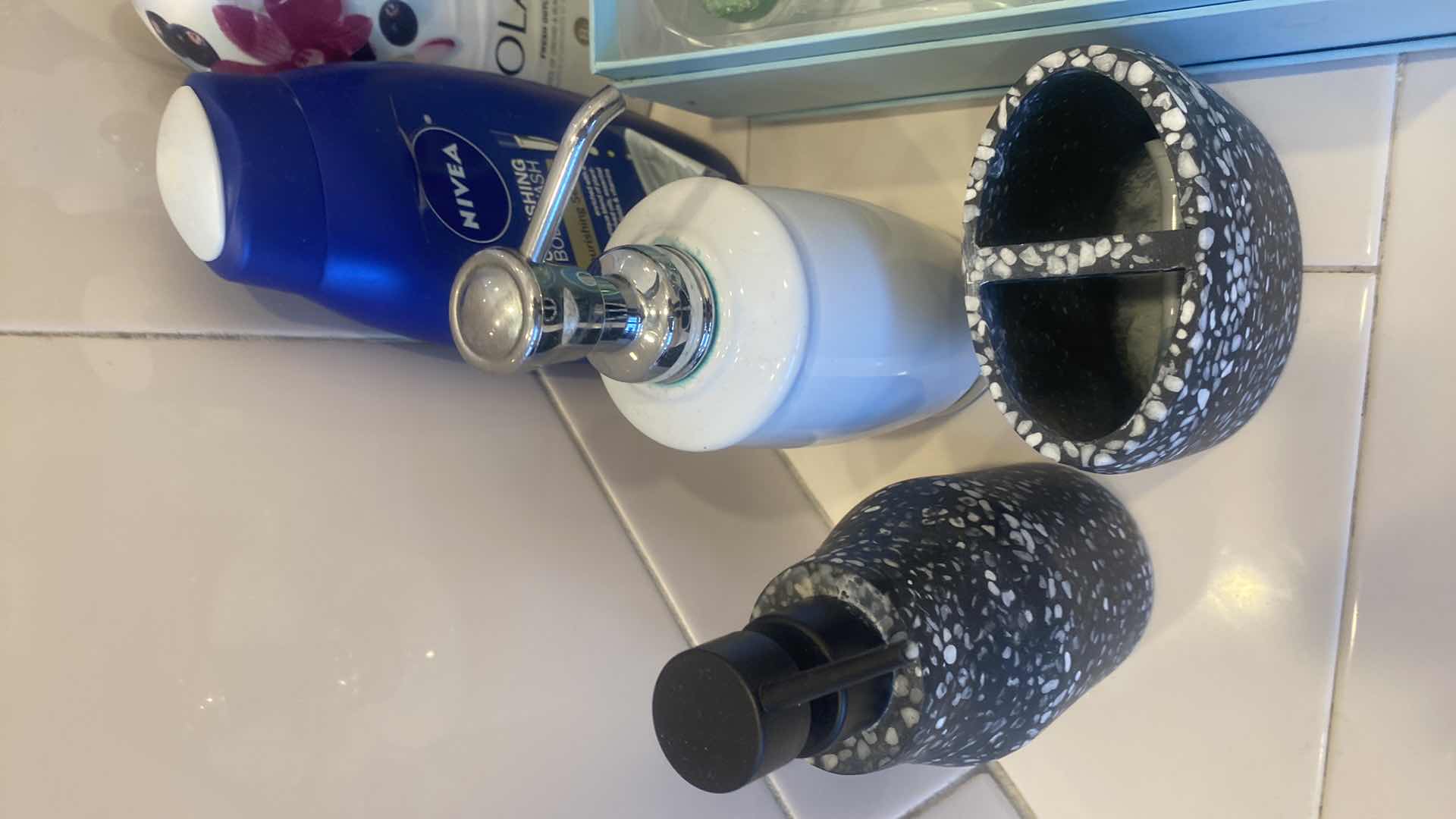 Photo 1 of BATH ACCESSORIES & PERSONAL CARE