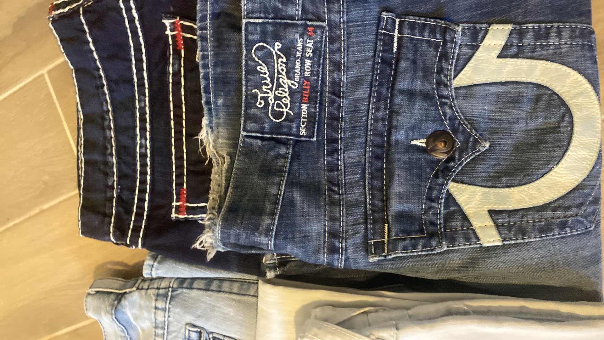 Photo 1 of 5 - MENS TRUE RELIGION JEANS SIZE 38