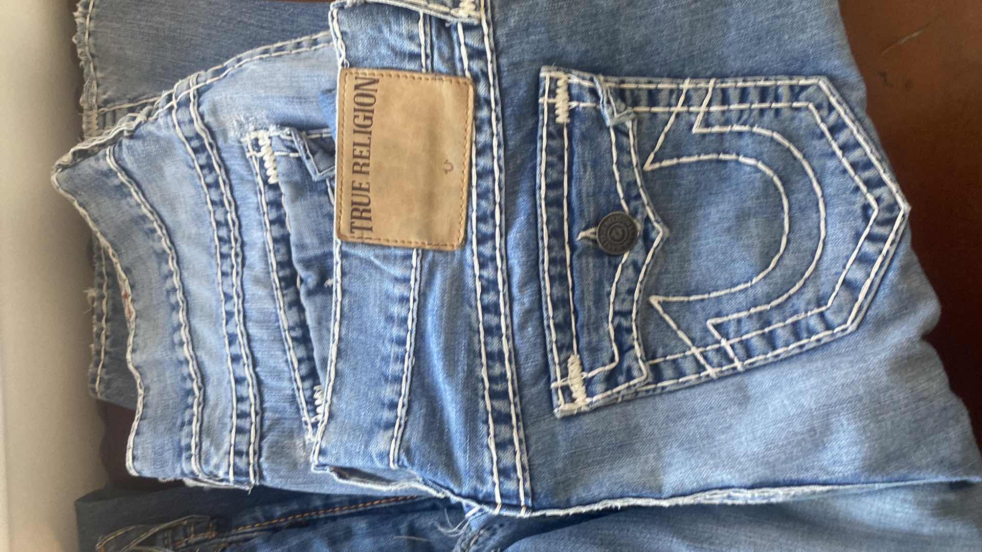 Photo 1 of 4- MENS TRUE RELIGION JEANS SIZE 38