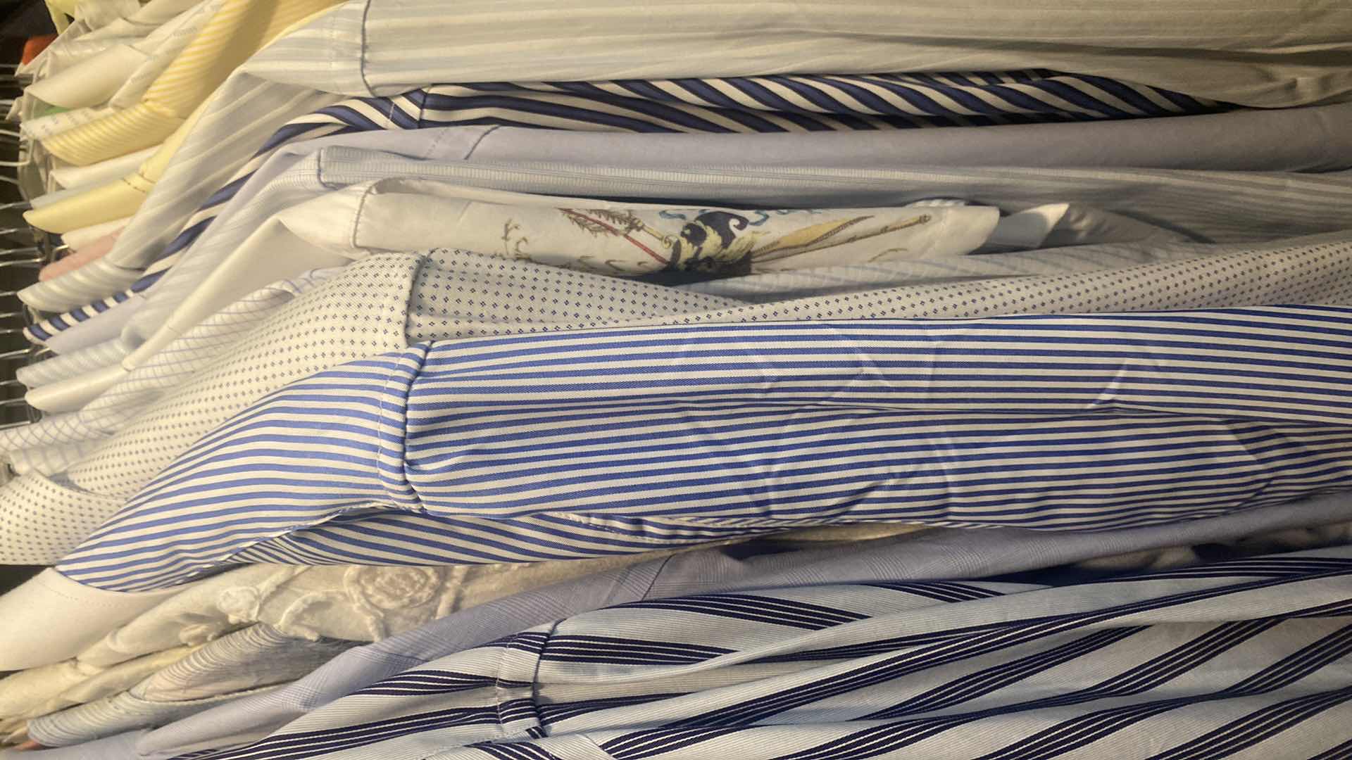 Photo 1 of MENS DRESS SHIRTS SIZES XL, XXL & 18