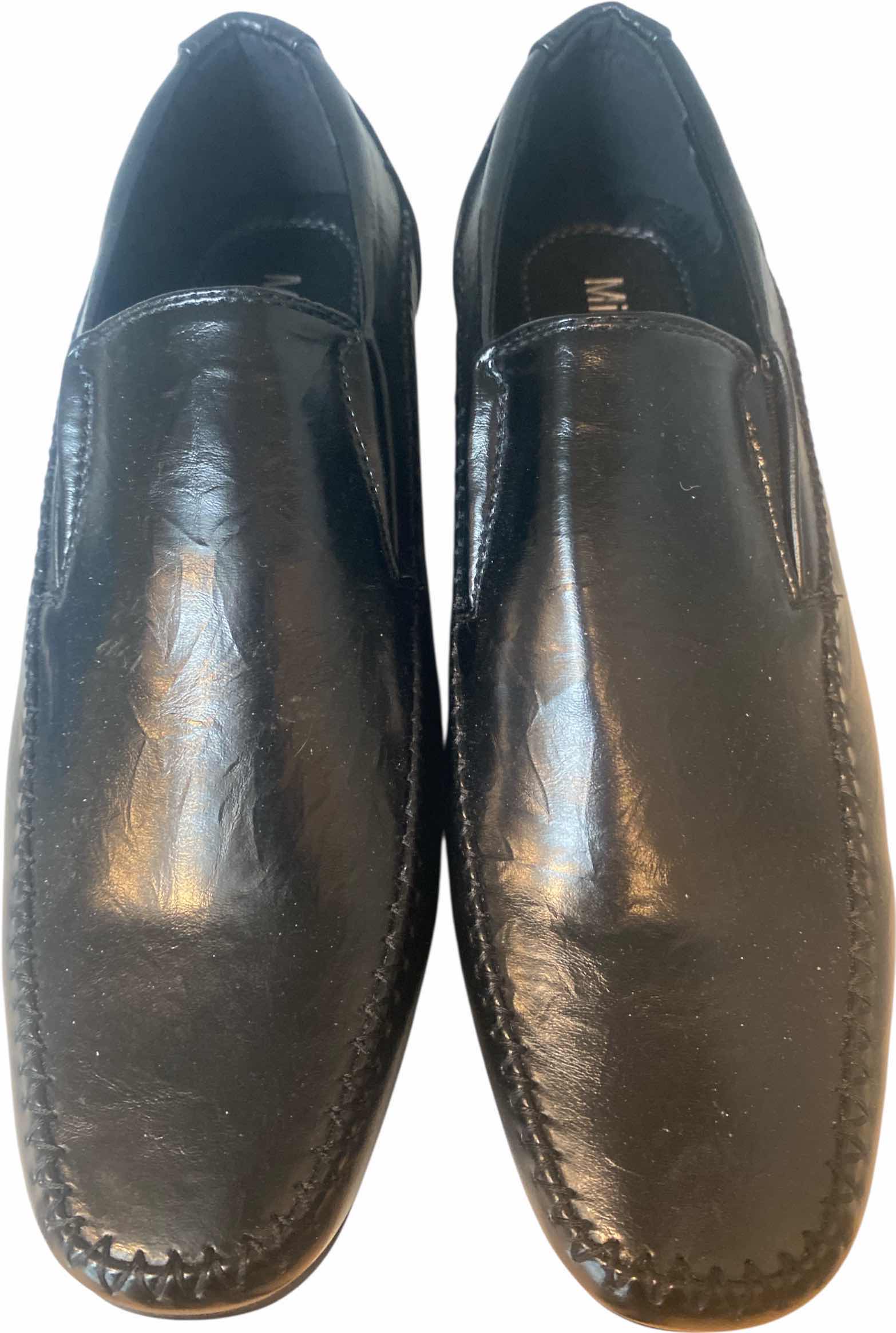 Photo 1 of MENS MIKI LOTTI LOAFERS SIZE 9 1/2