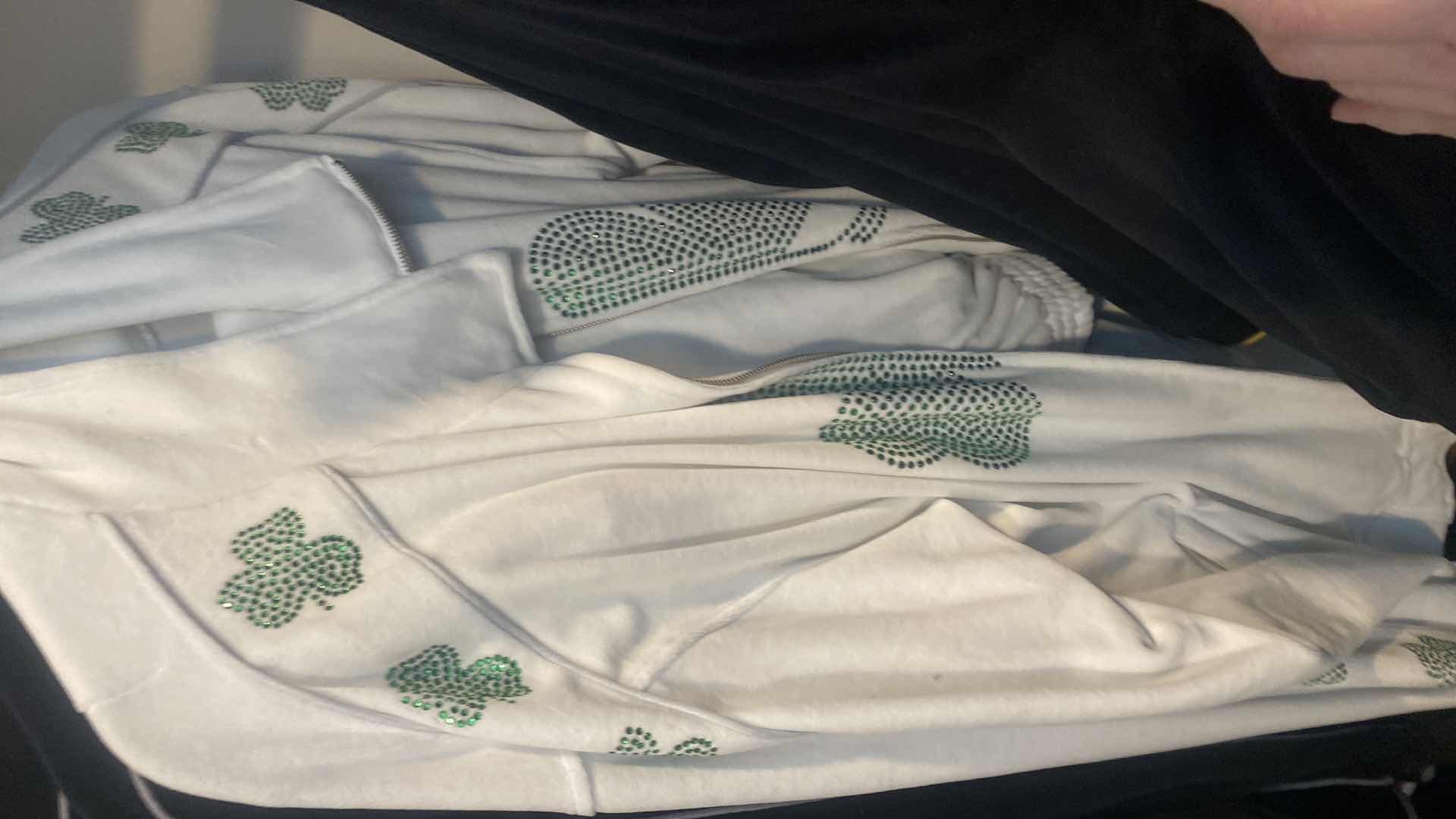 Photo 1 of MENS TRACK SUITS & ZIP UP SWEAT SHIRTS  SIZE X-LARGE