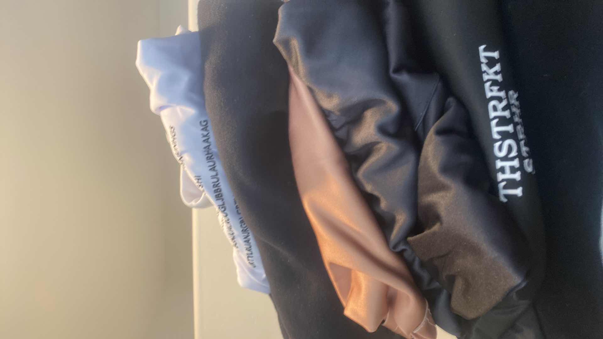 Photo 1 of SHELF MENS SWEAT PANTS SIZE X-LARGE