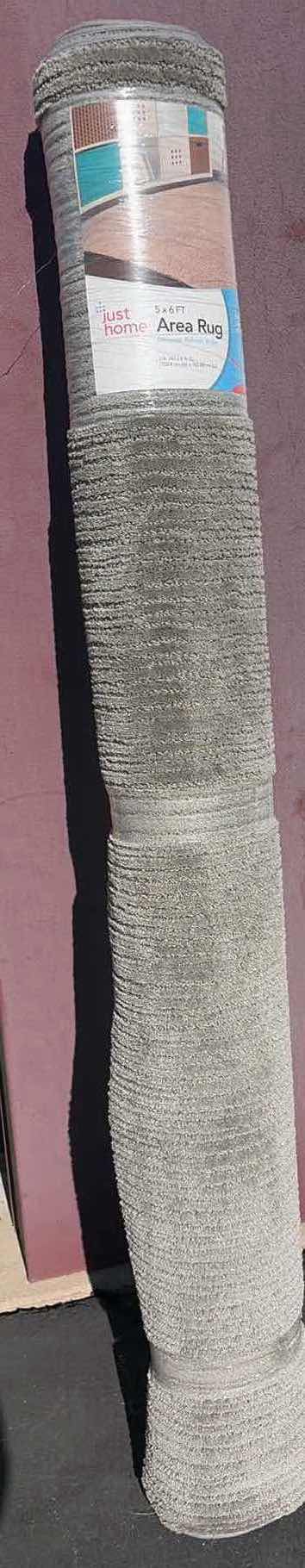 Photo 1 of NIB AREA RUG GREY 5’X6’W